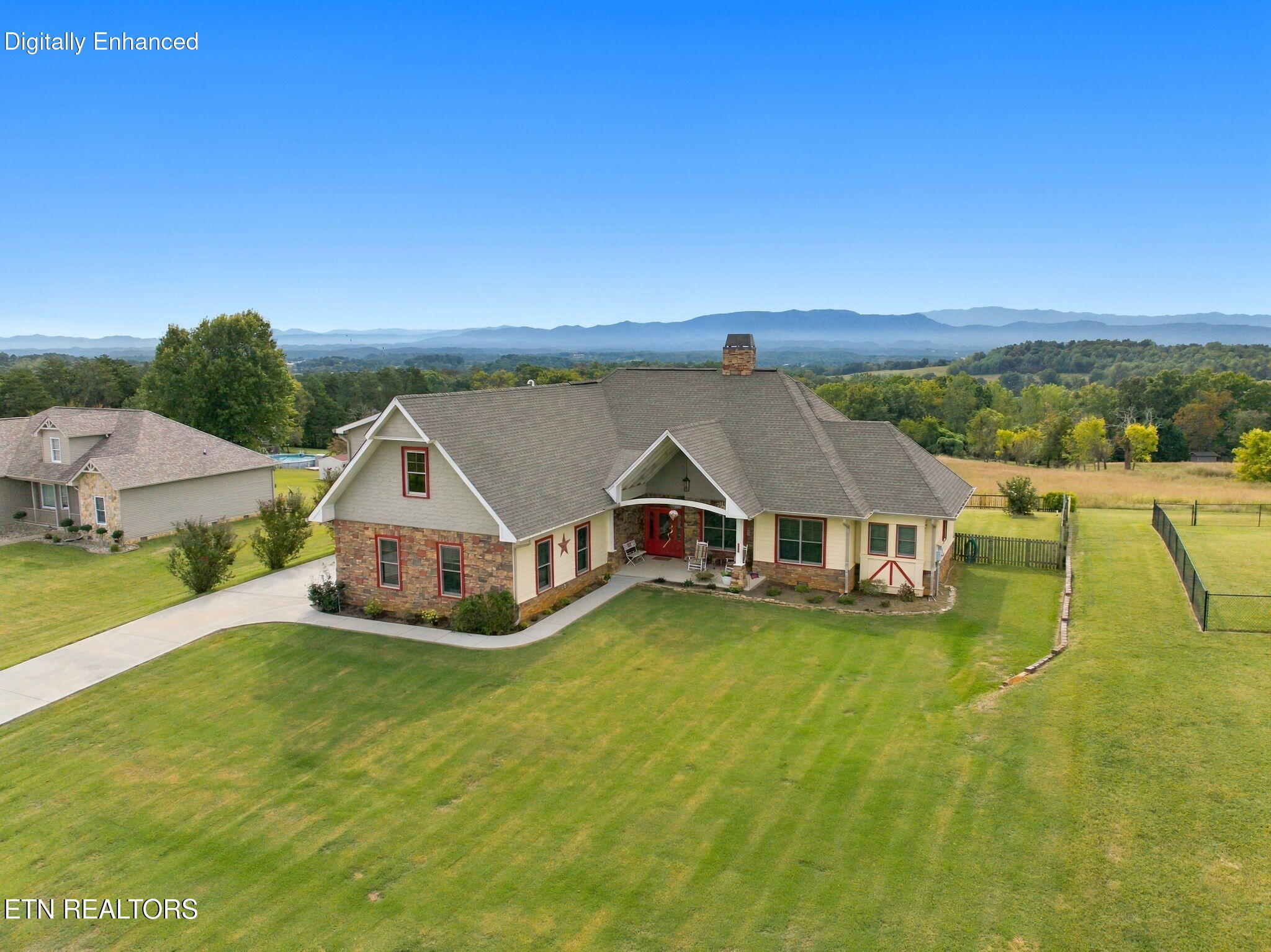 119 Hilltop View Drive — photo