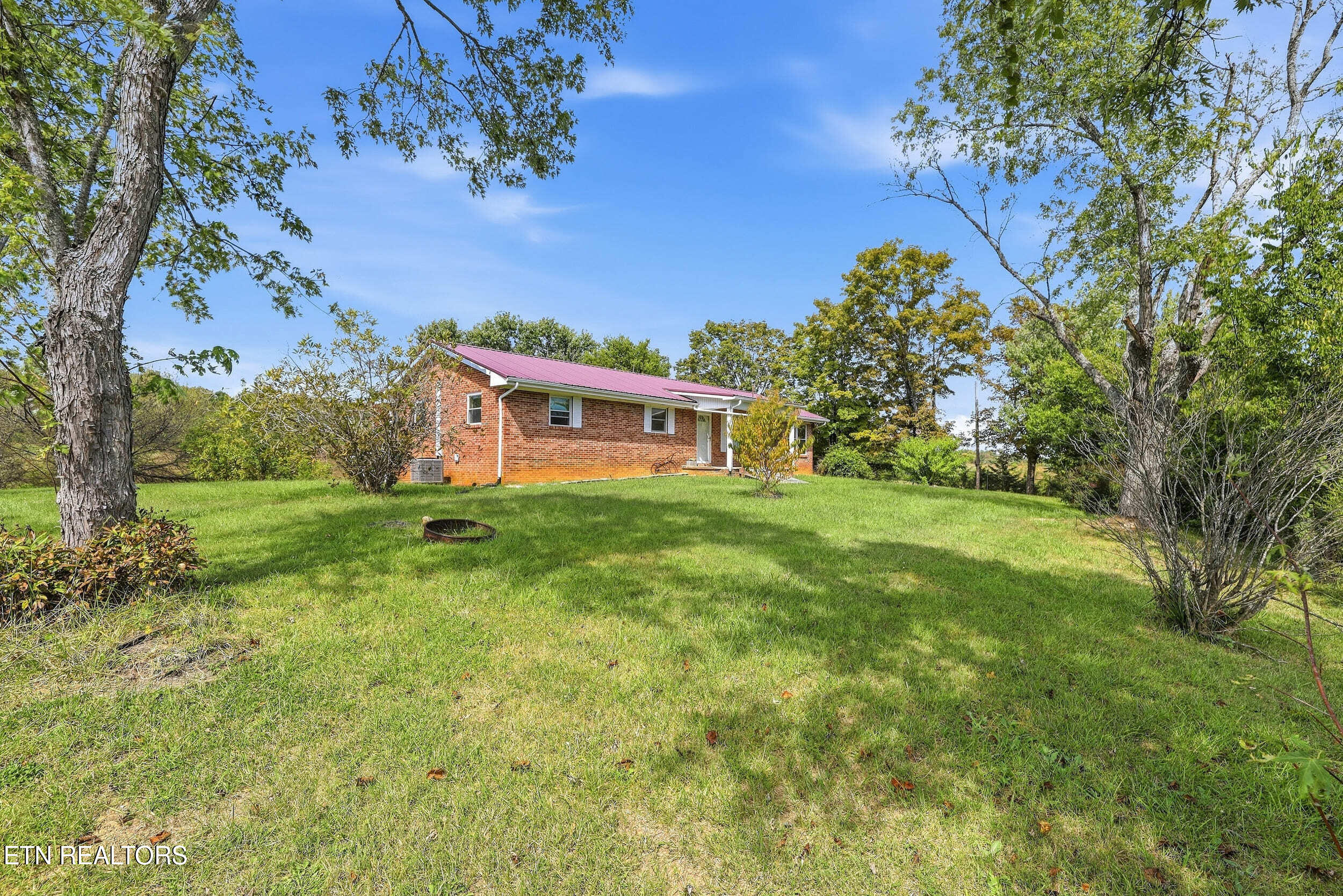 1470 Raders Sidetrack Rd, Greeneville, TN 37743 — photo 2