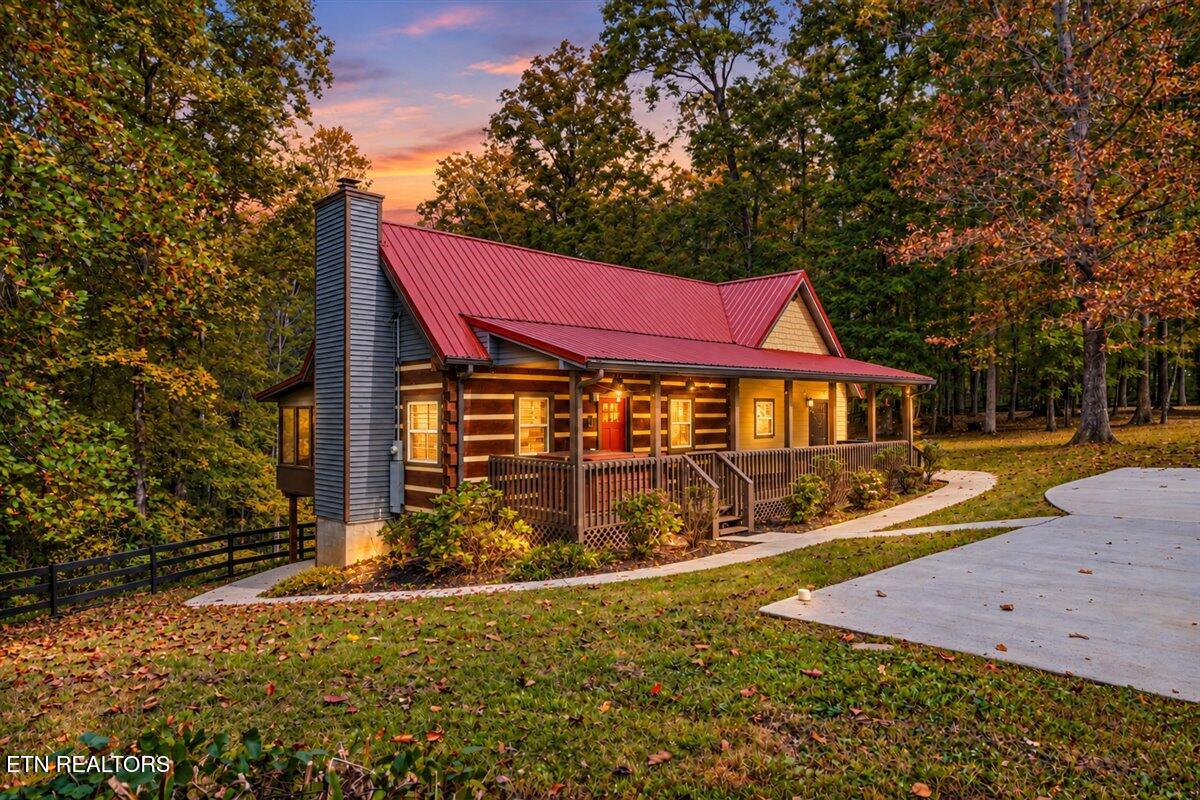 835 Jim Lee Ridge Rd — photo