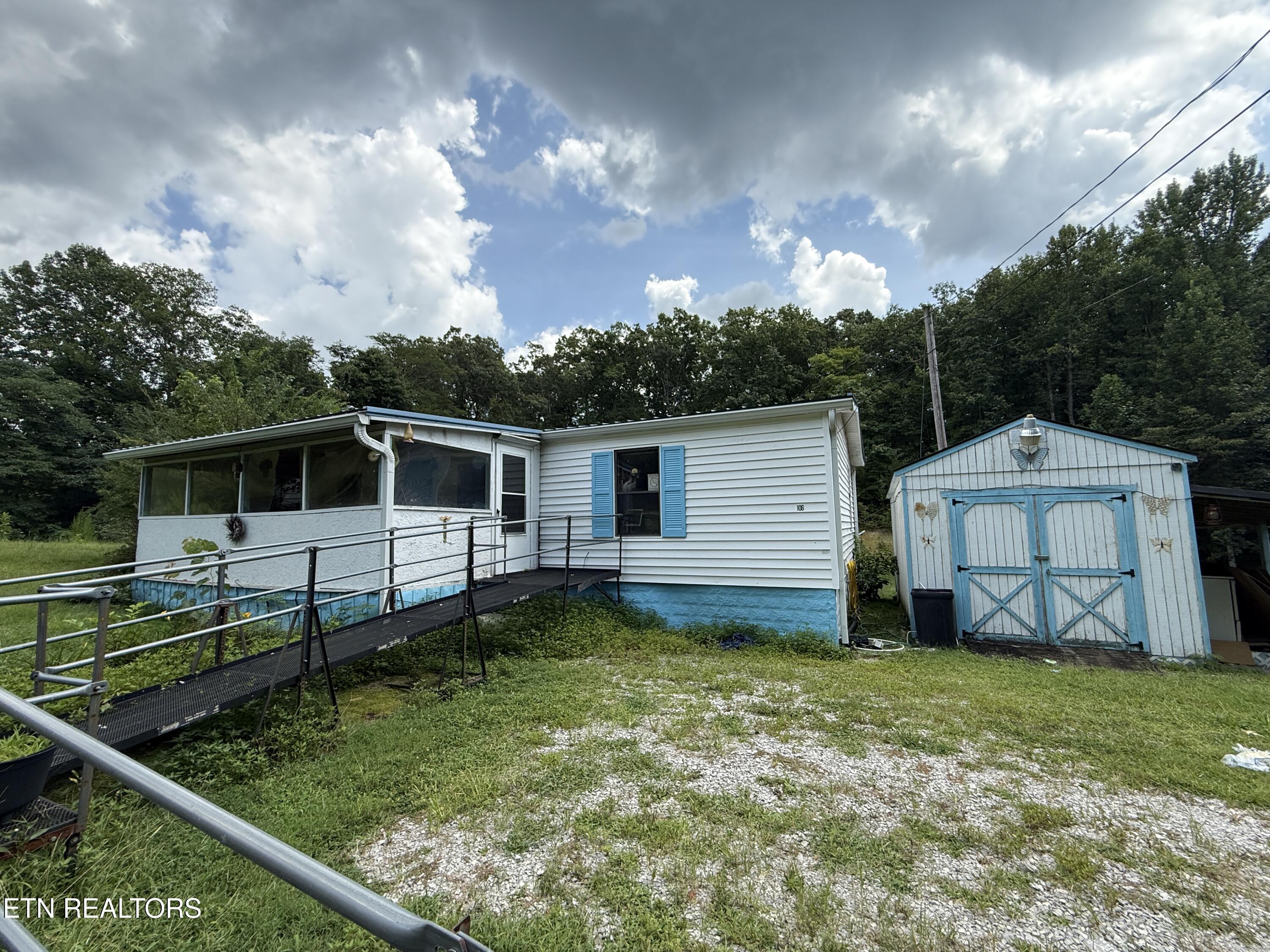 106 Black Hollow Rd — photo