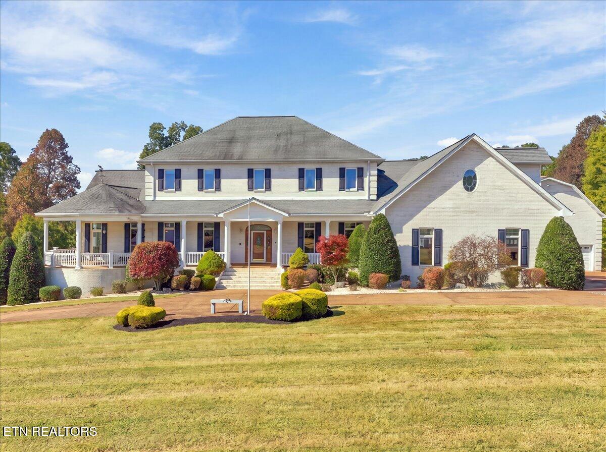 323 Harmon Rd — photo