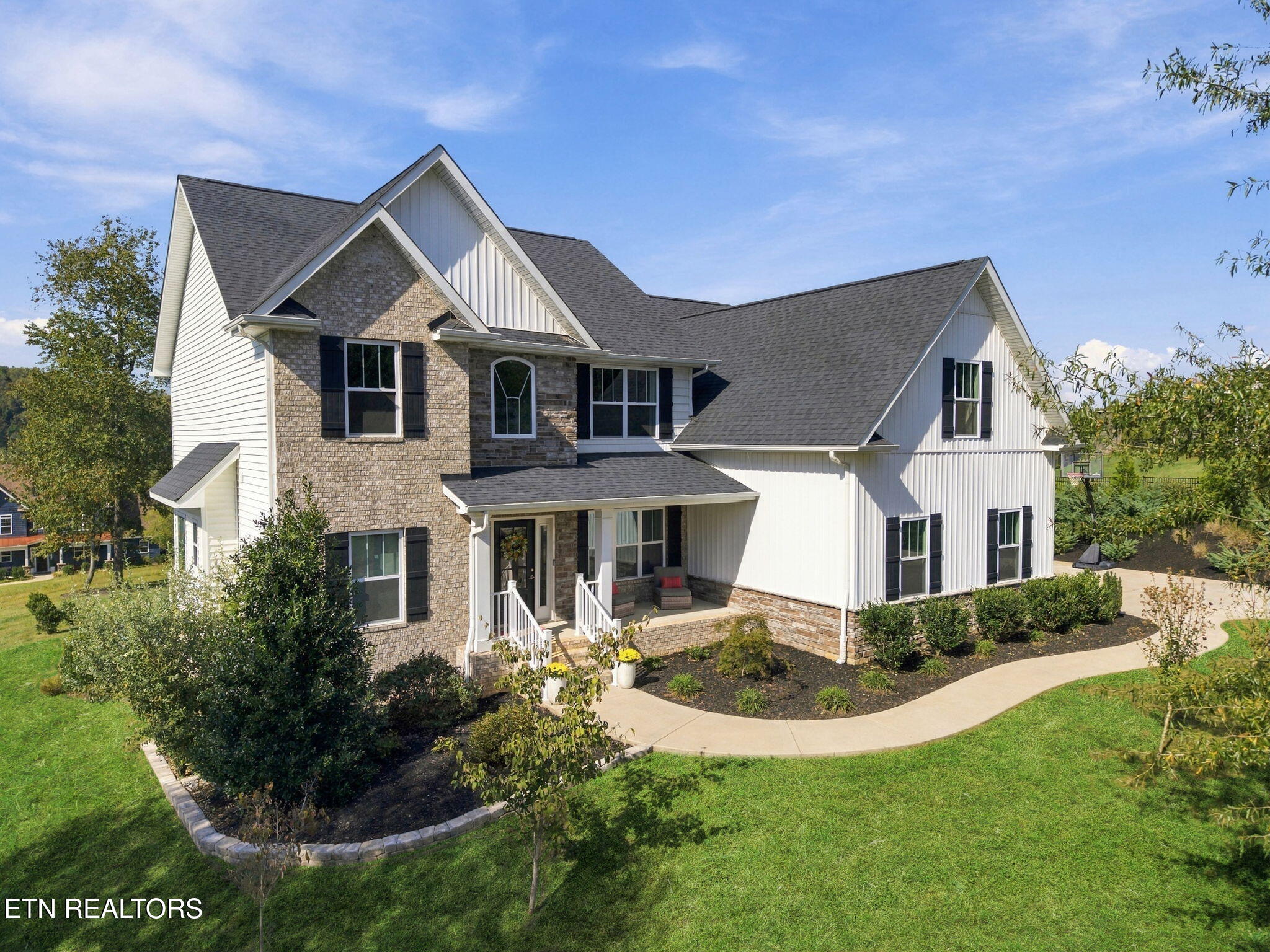 104 Pineberry West Rd — photo
