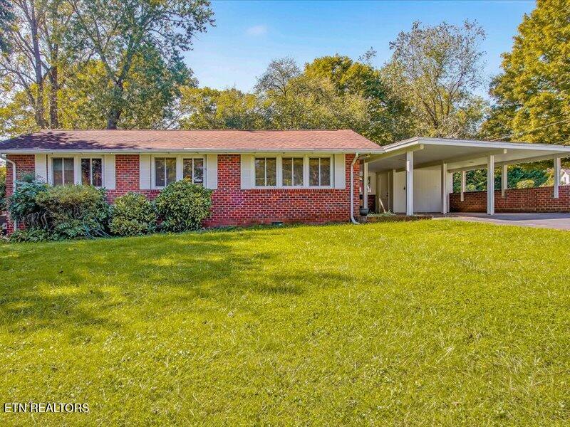 807 Picadilly Rd — photo