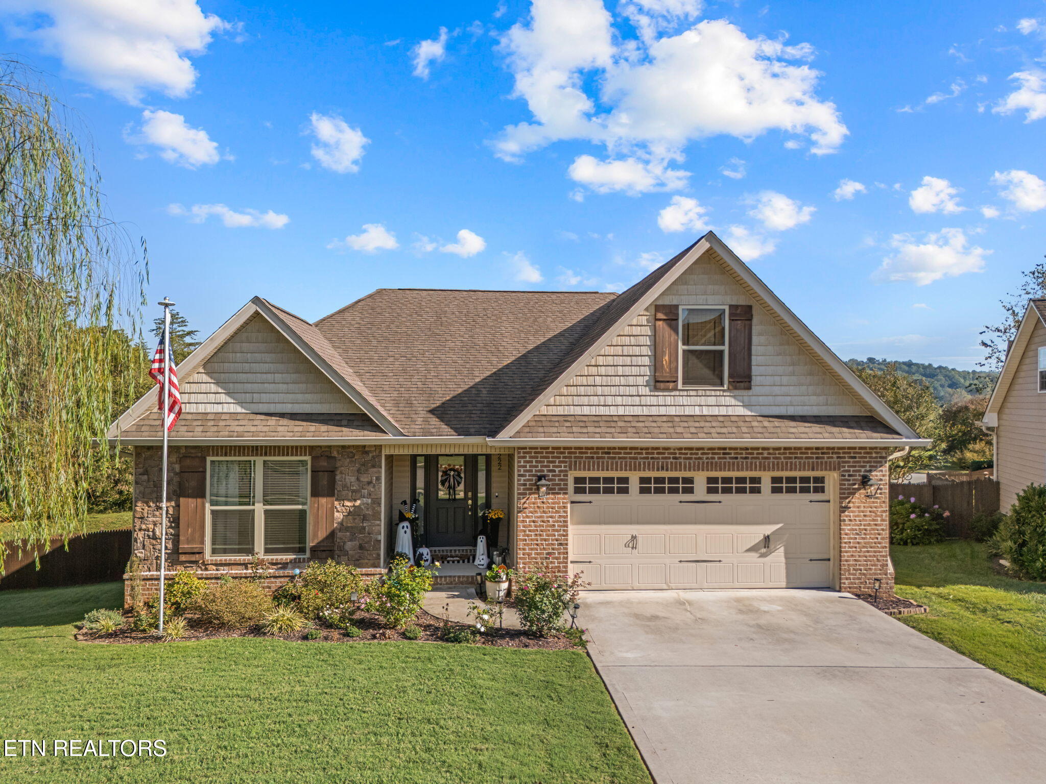 7222 Settlers Path Lane — photo