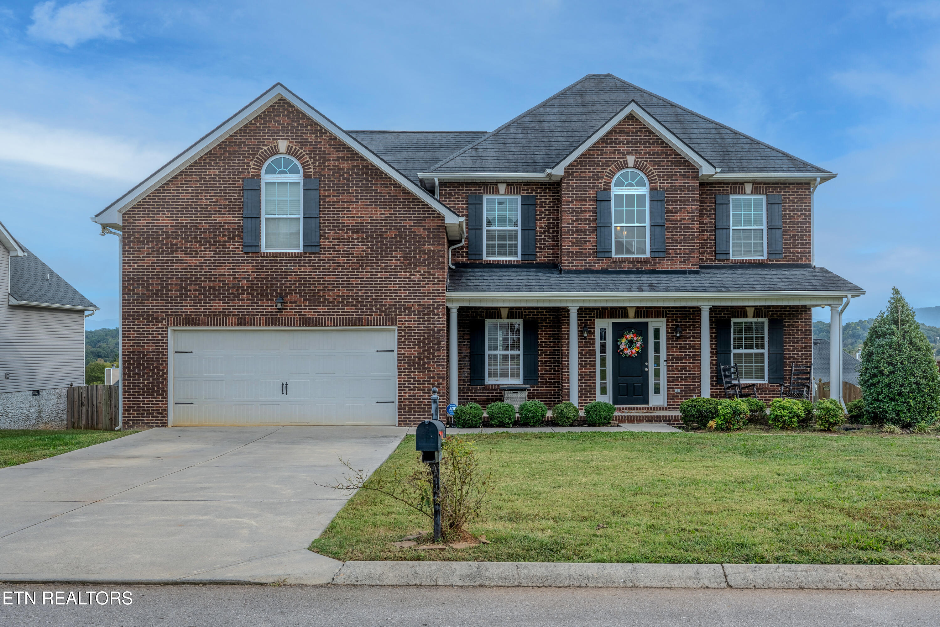 2827 Southwinds Circle — photo