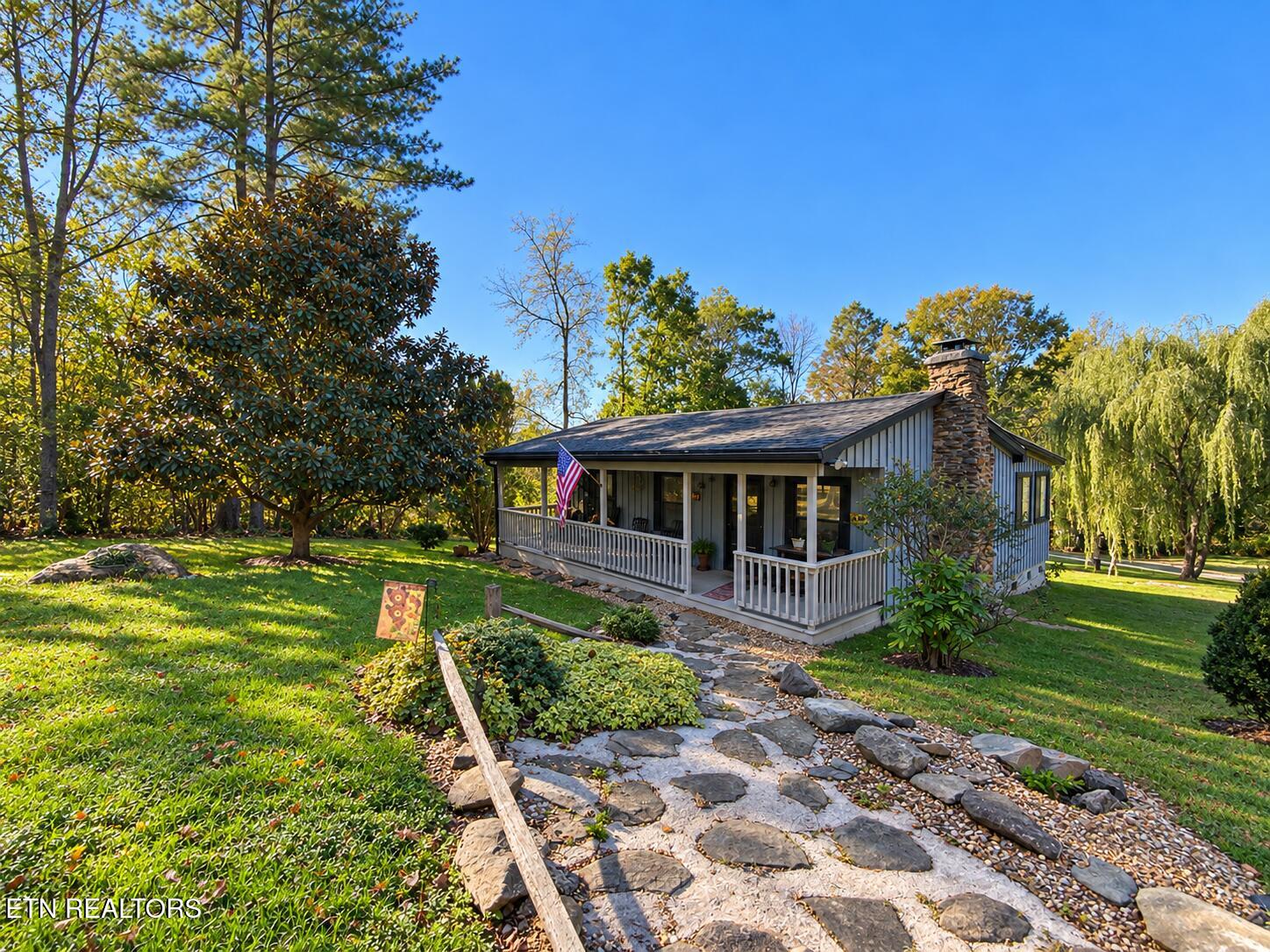 4455 Trail Hollow Rd — photo