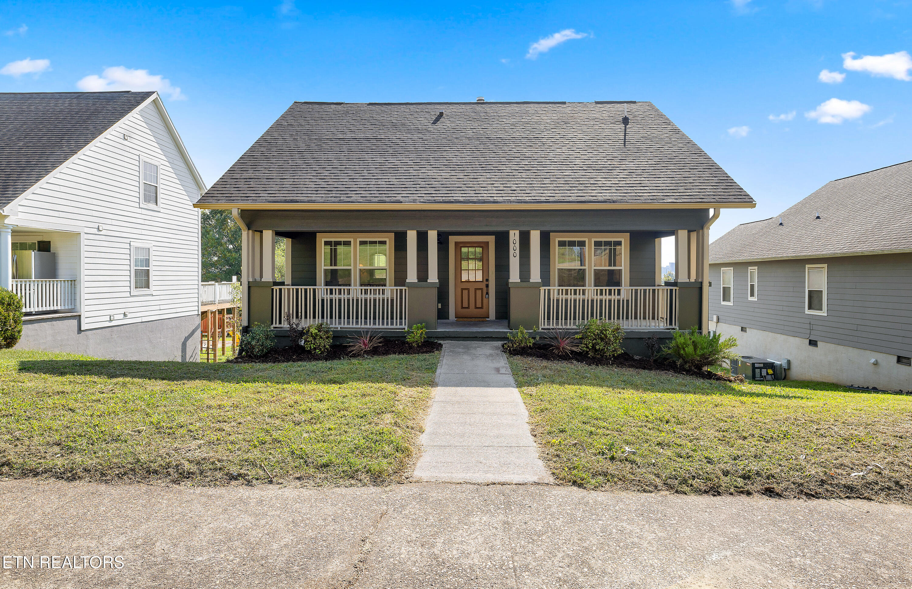1000 Knoxville College Drive — photo