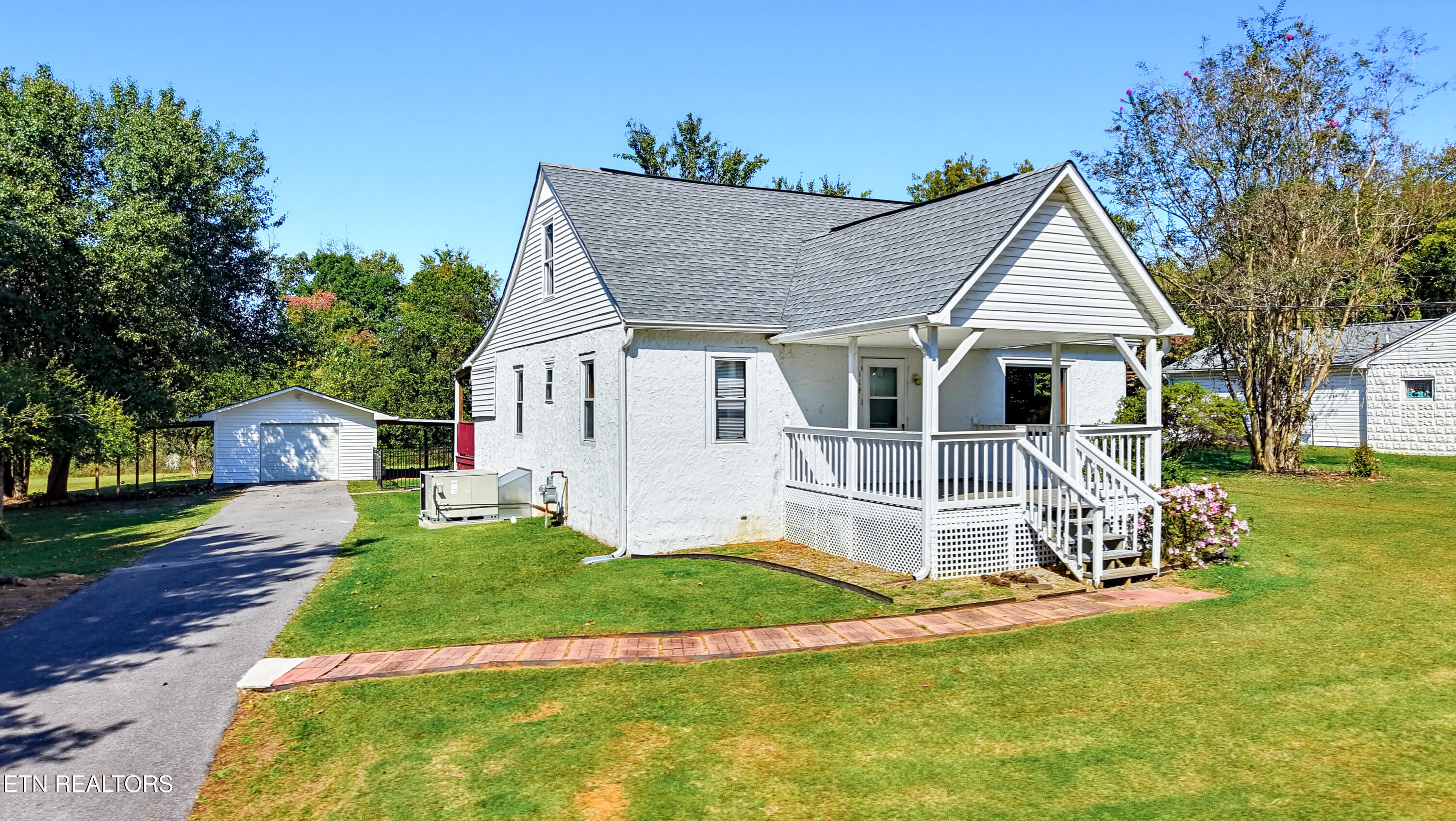 114 Black Oak Ridge Rd — photo