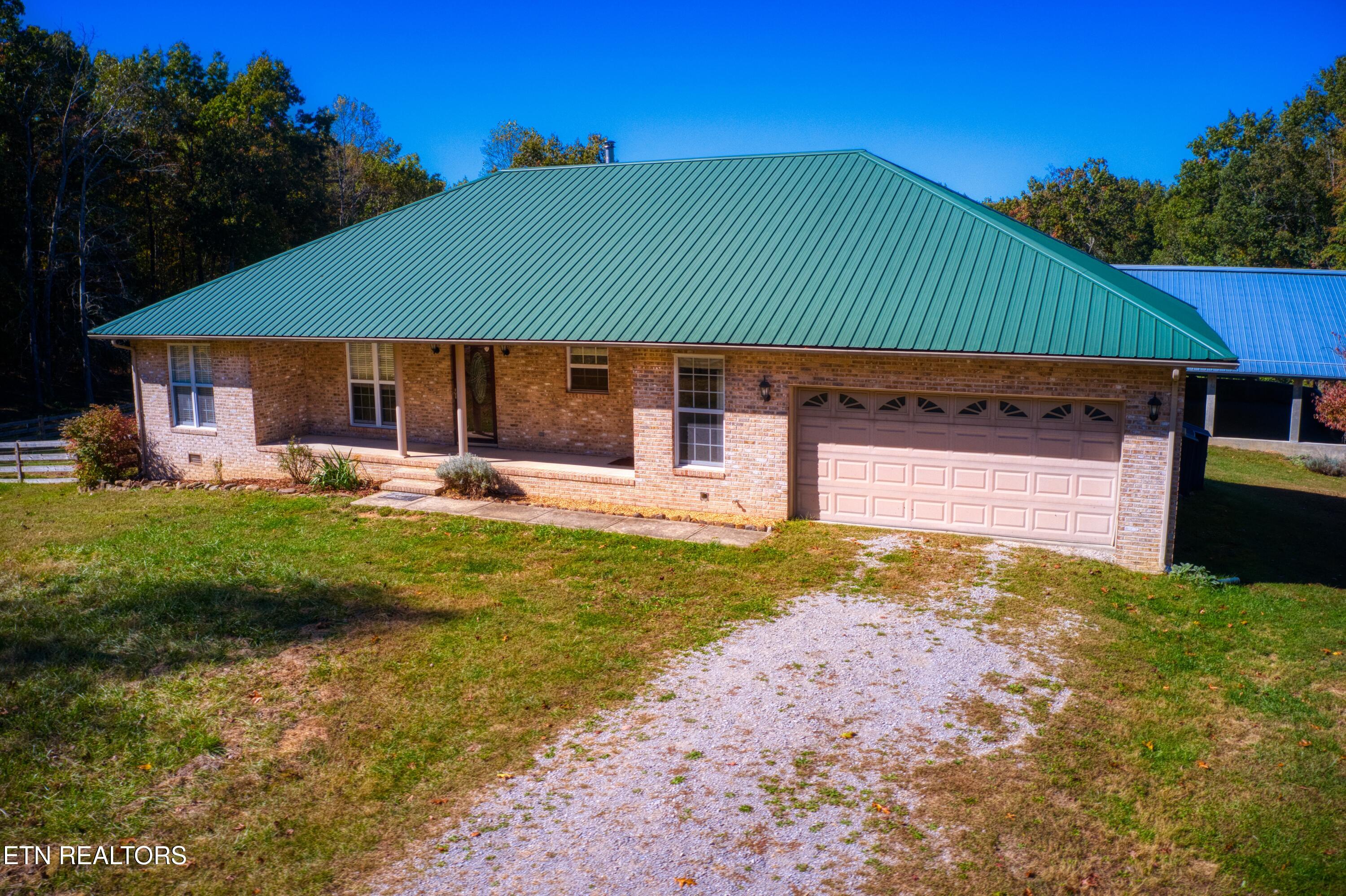 320 Spruce Creek Drive — photo