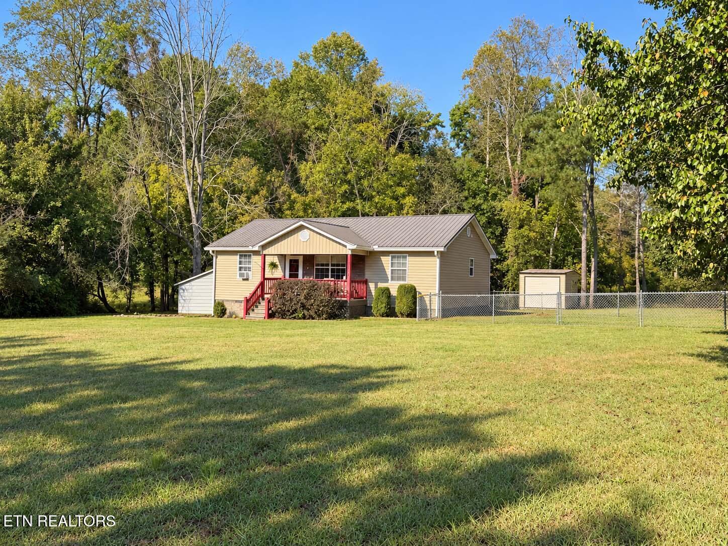 2304 SW Pleasant Grove Tr — photo