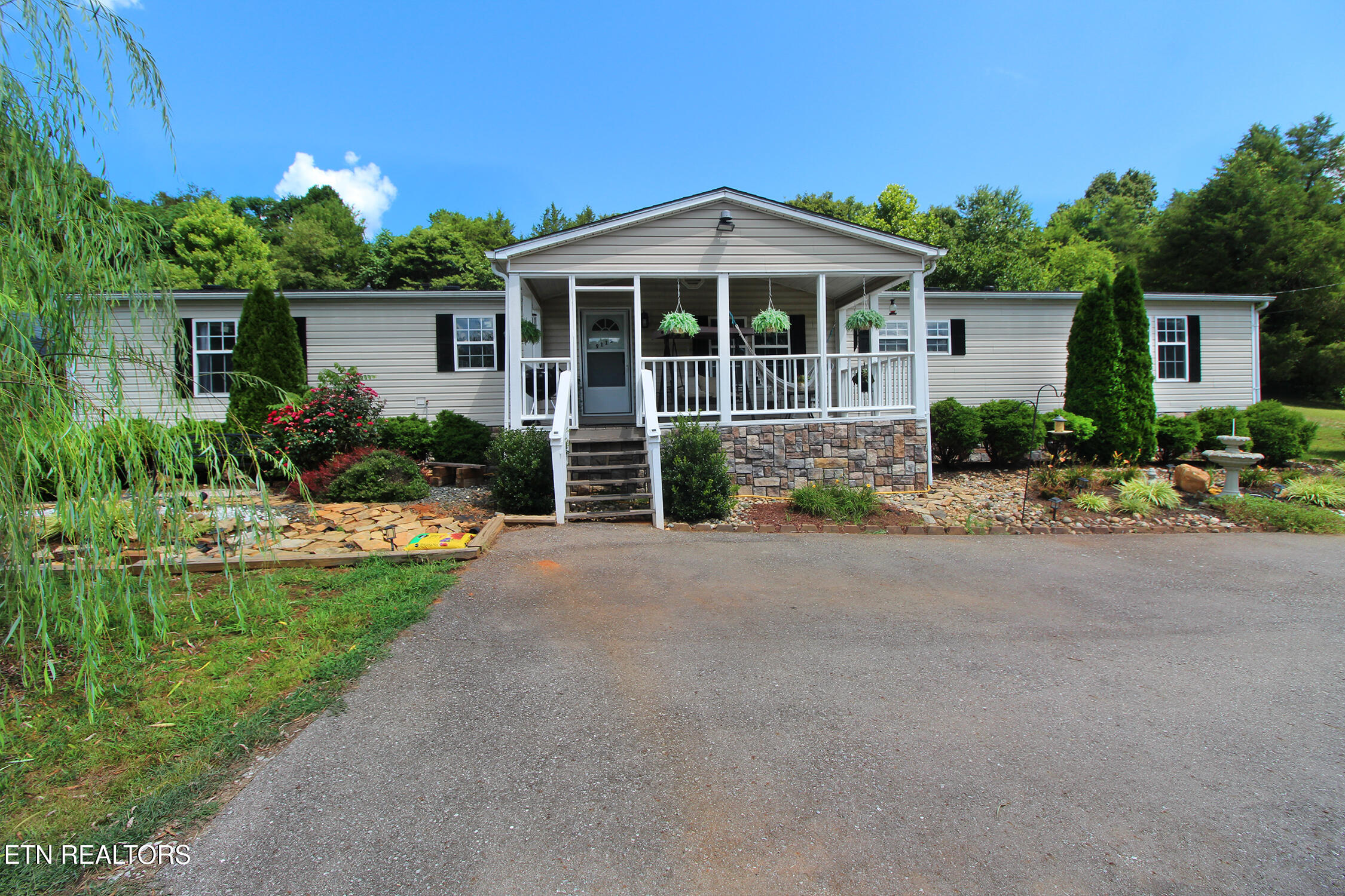 9115 Buttermilk Rd — photo