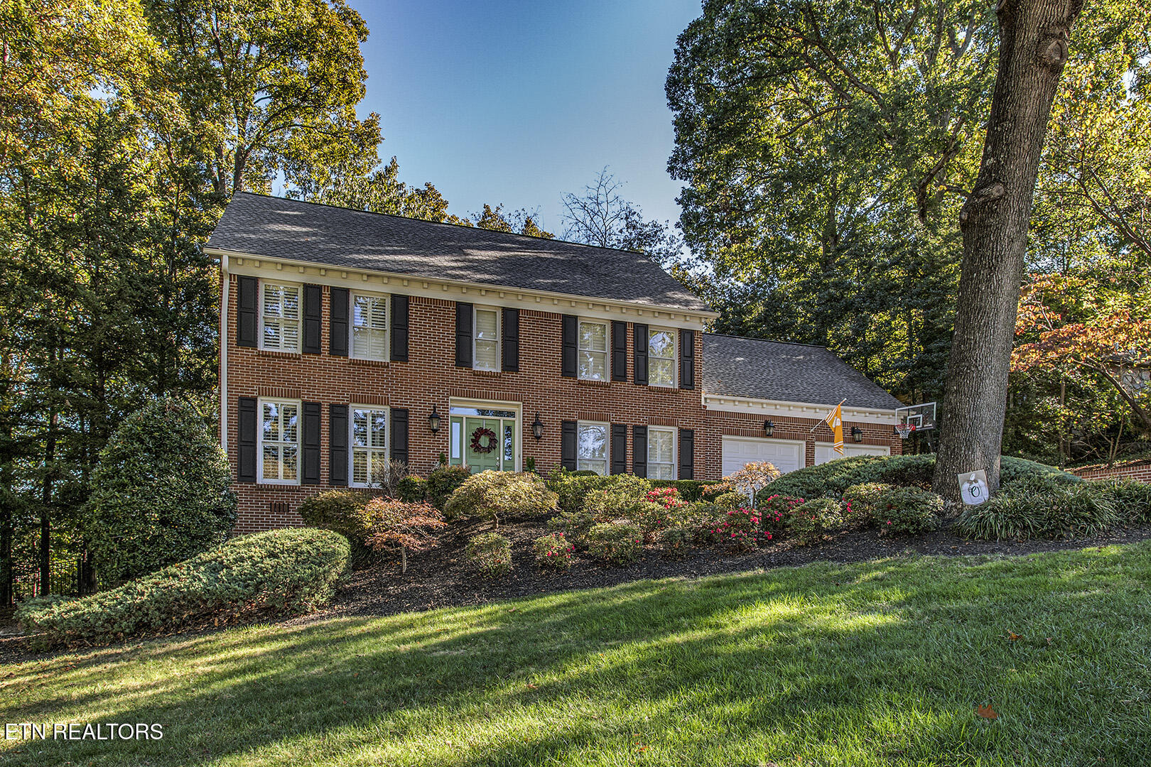 332 Sugarwood Drive — photo