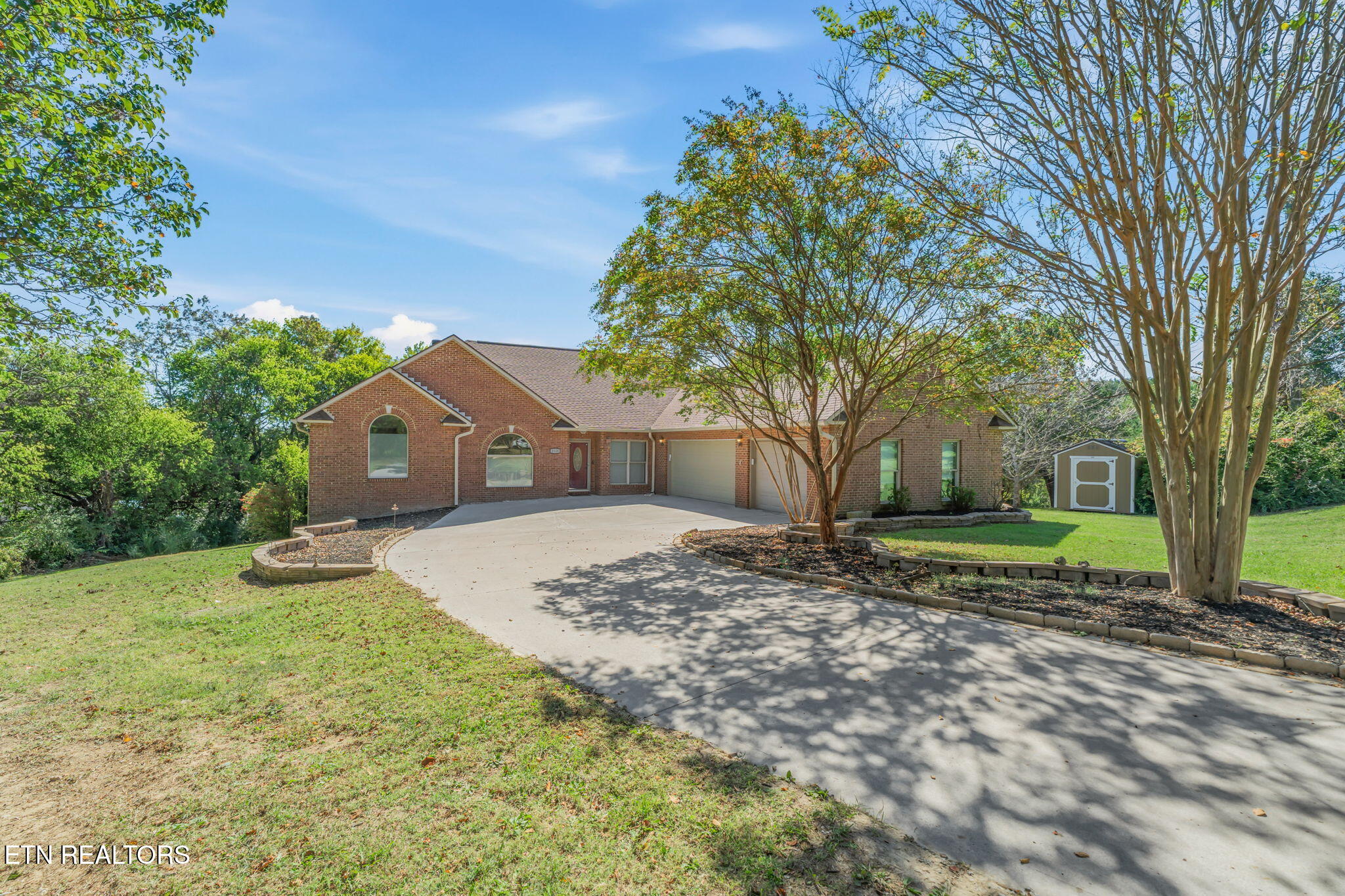 8128 Heiskell Rd — photo