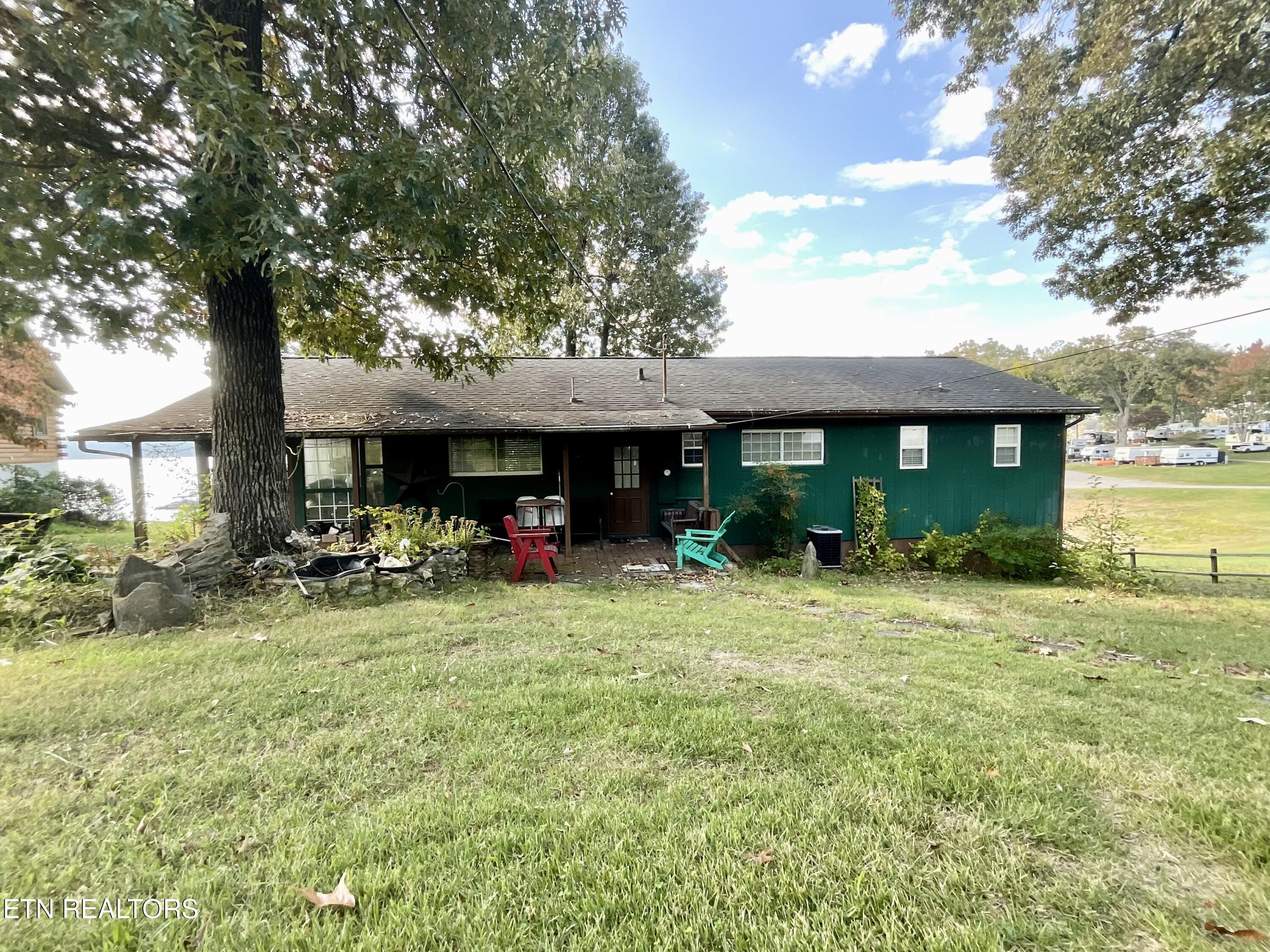 1370 Wani Village Rd — photo