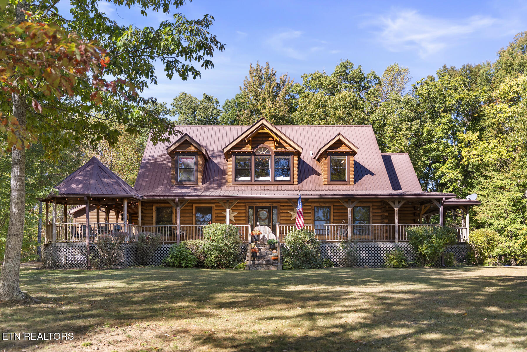 545 Dripping Springs Rd — photo