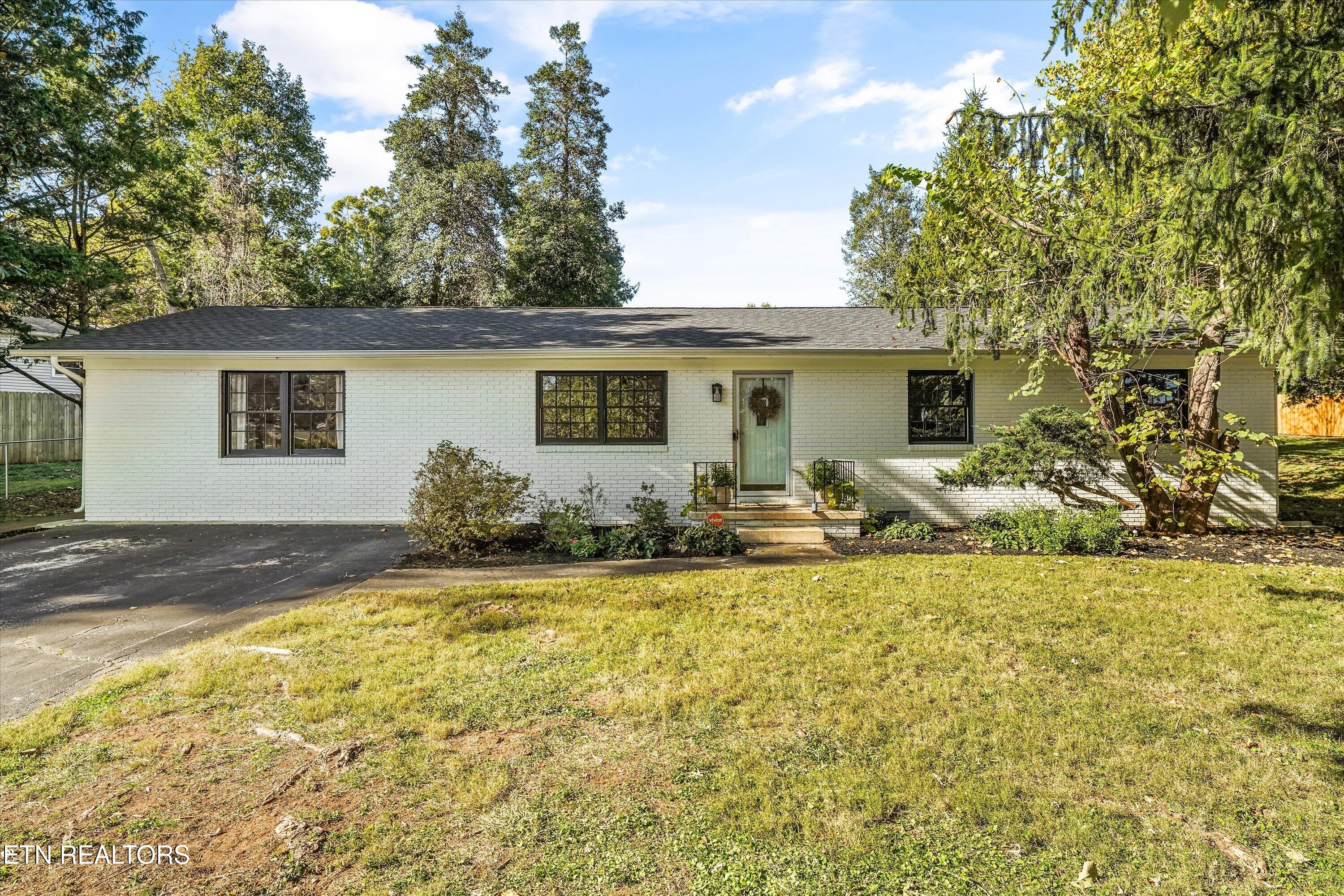 5201 Pryor Drive — photo