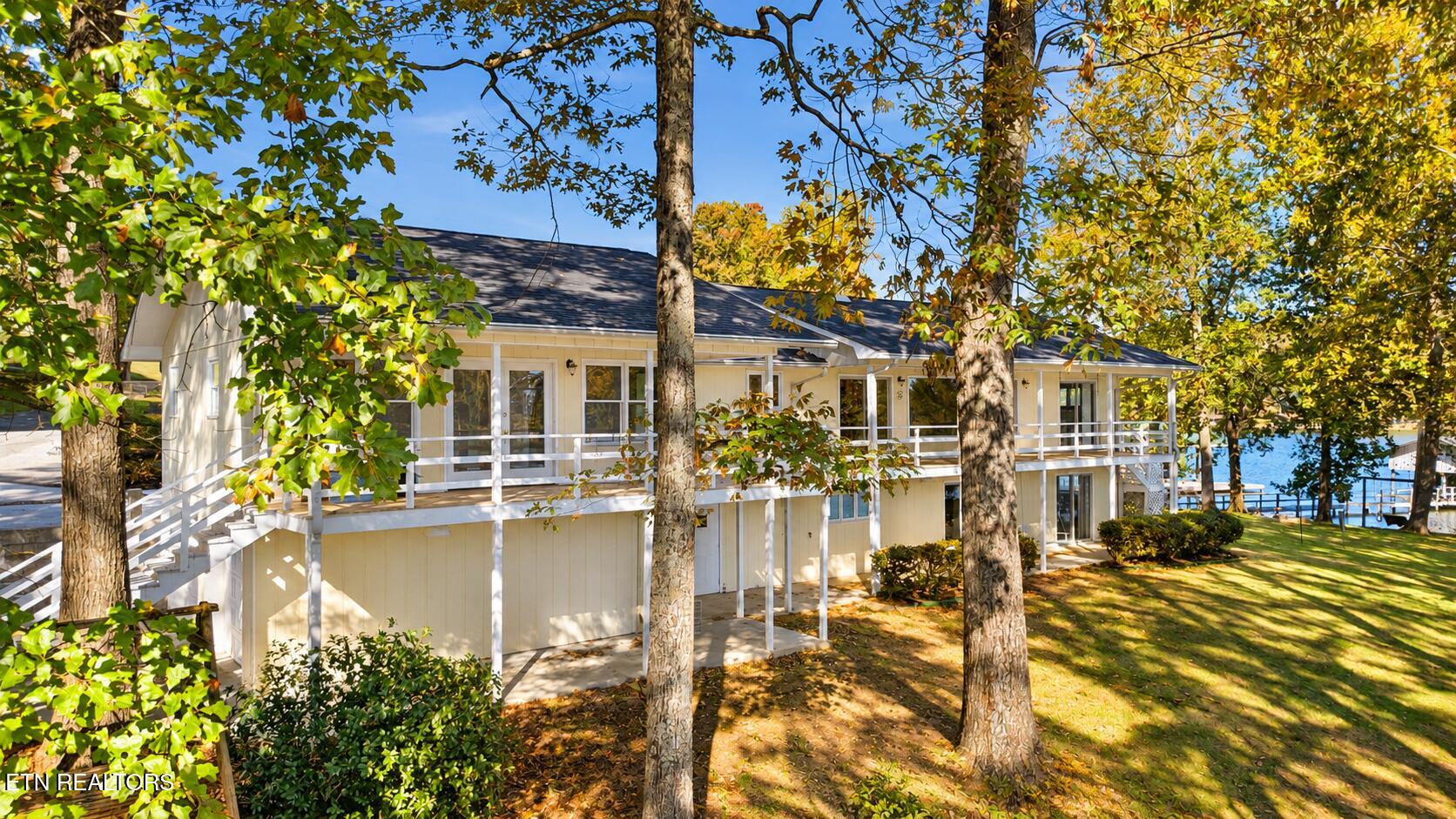 761 Toestring Cove Rd — photo