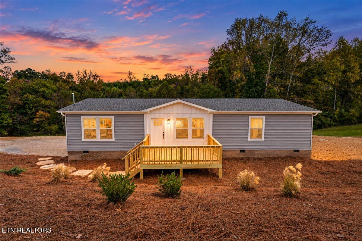 352 Bland Rd — photo