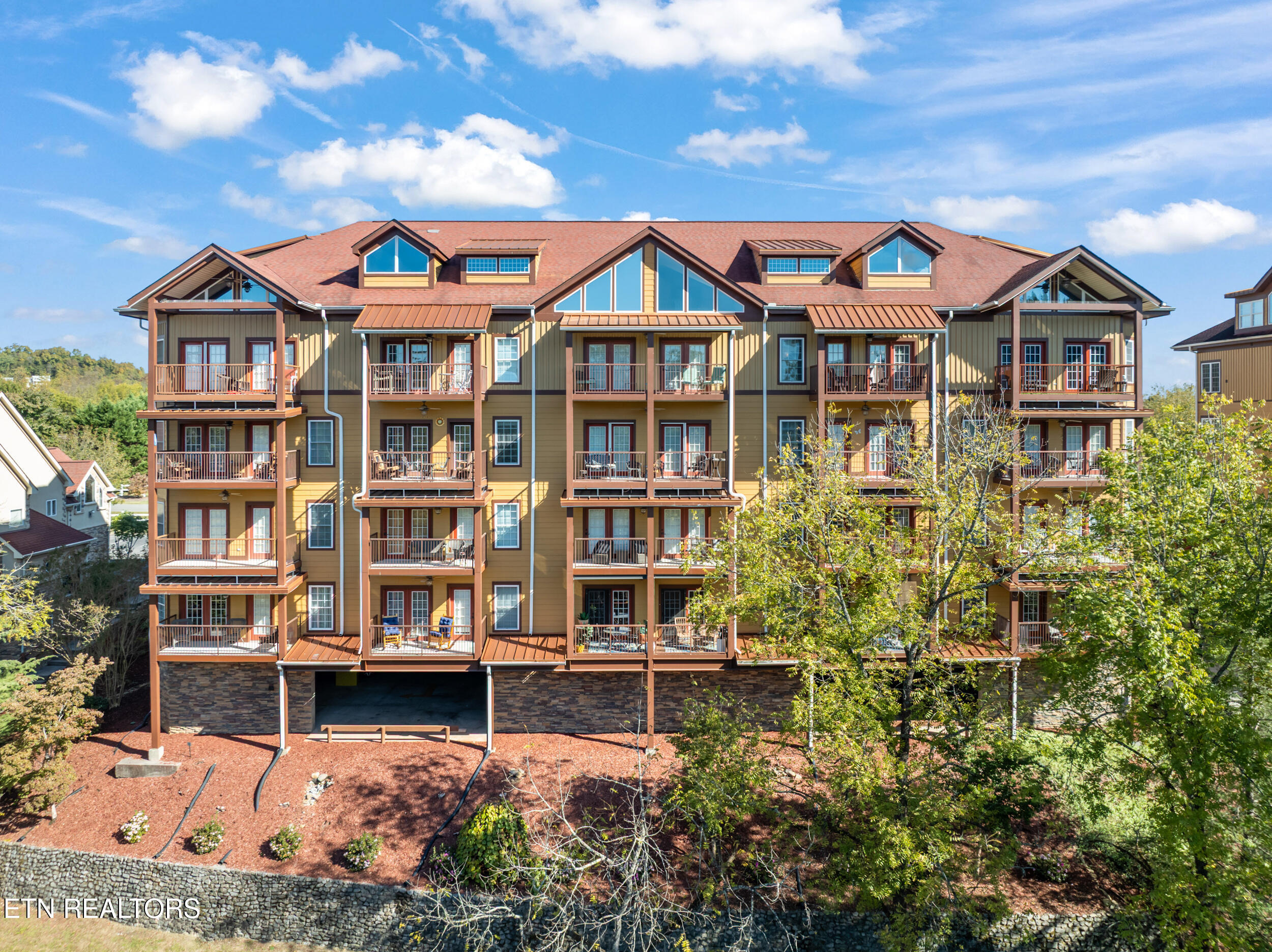 527 River Place Way, Unit 334 — photo