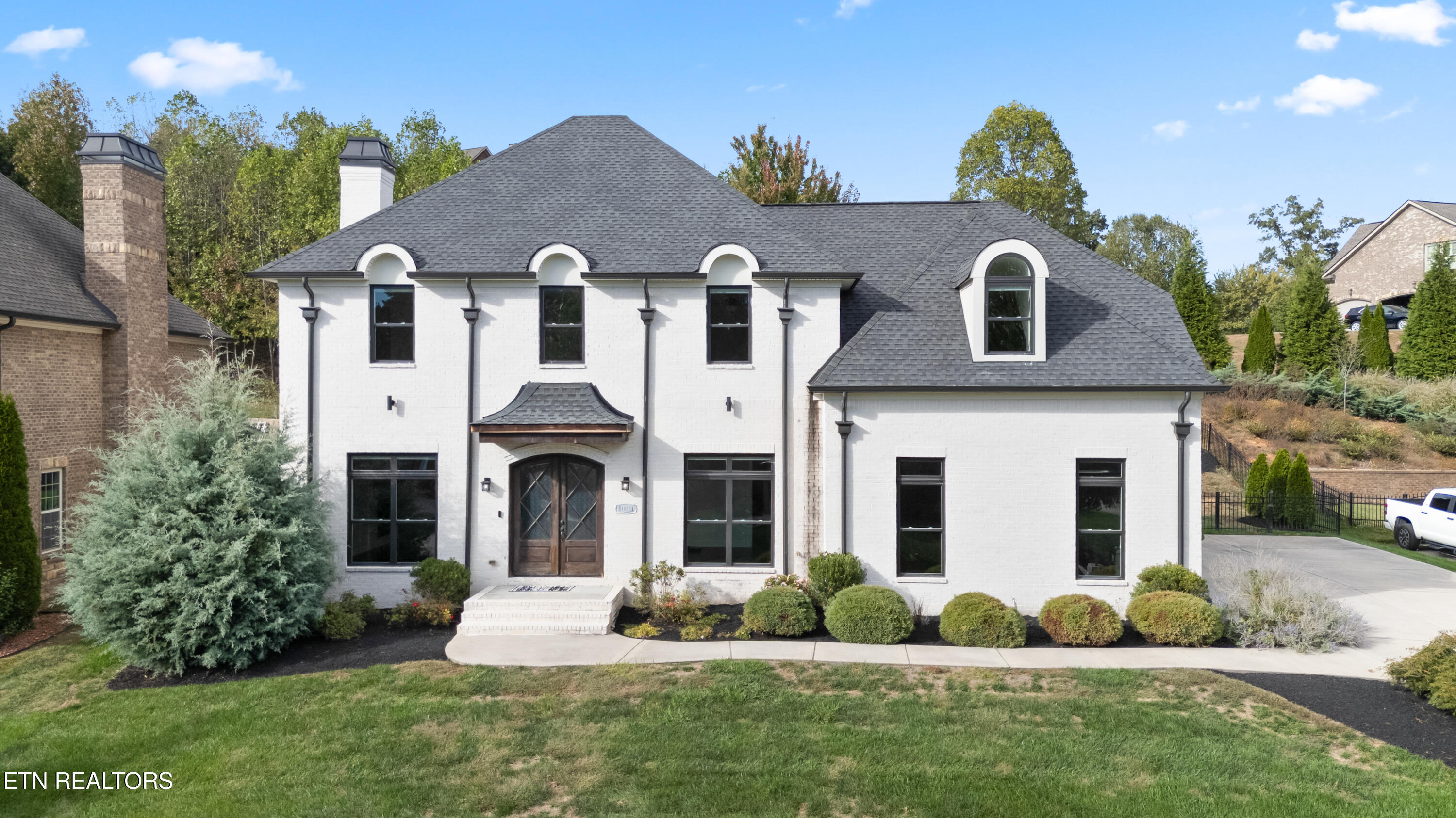 10051 Fox Cove Rd — photo