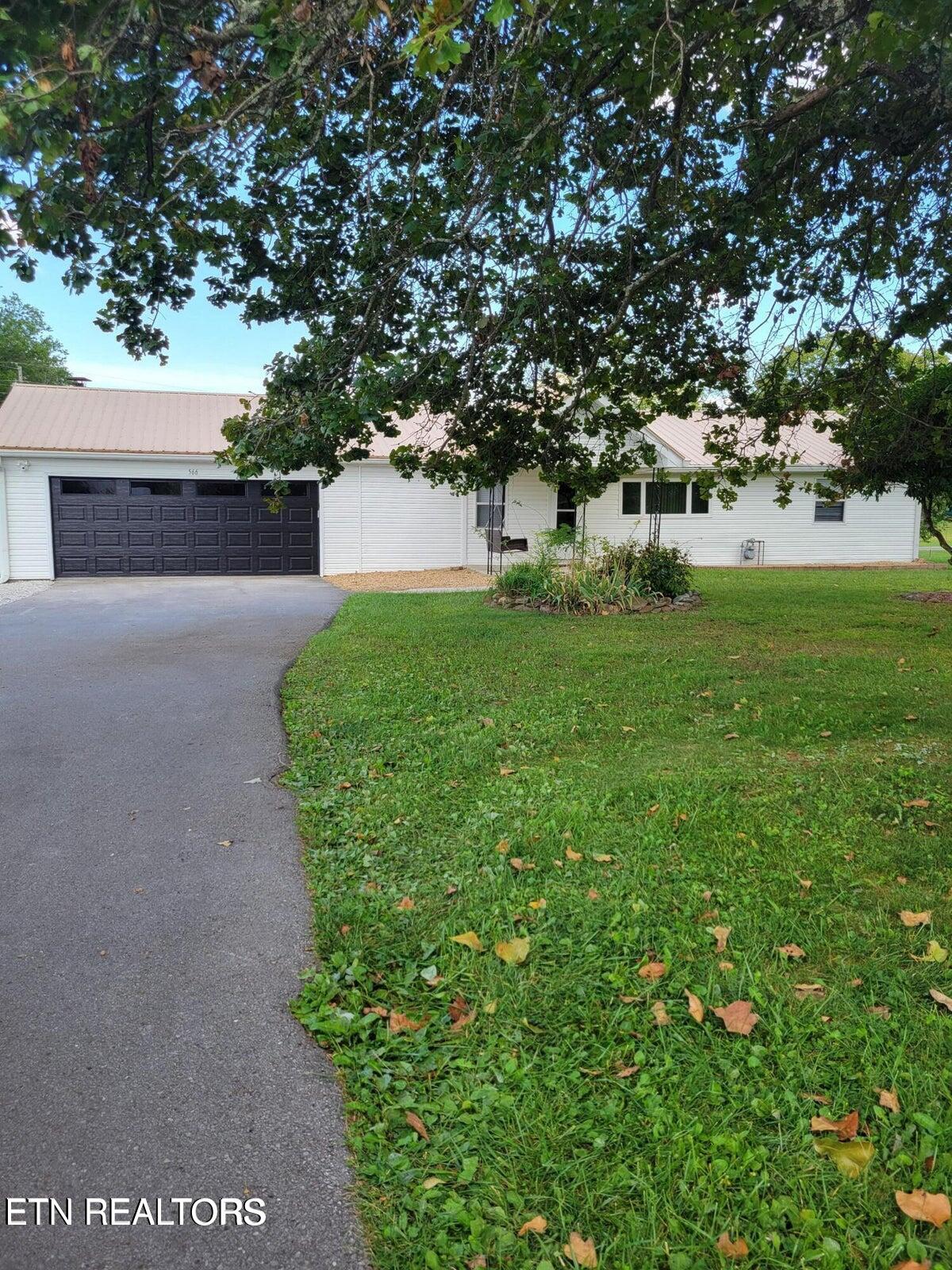 566 Turkey Oak Rd — photo