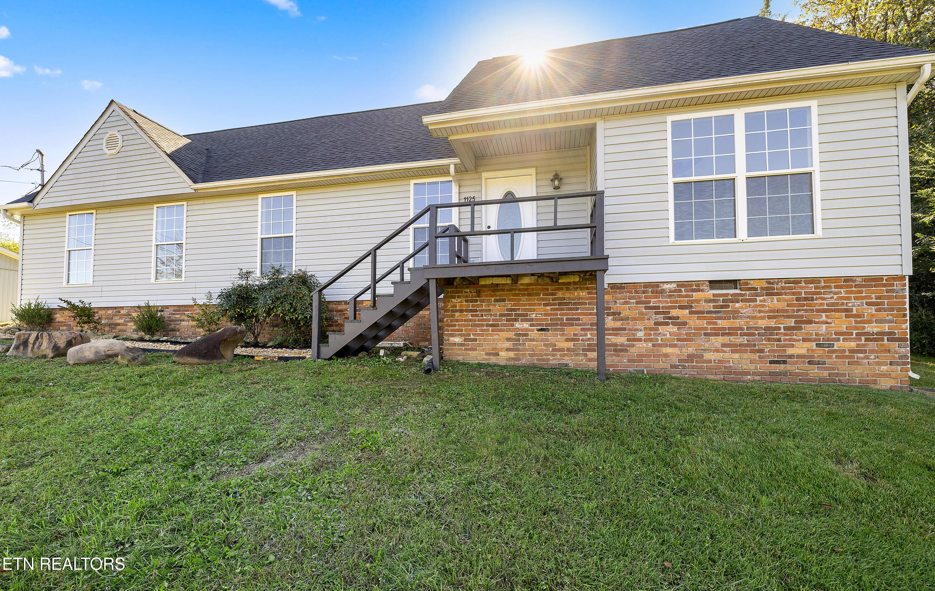 1125 Melton Hill Circle — photo