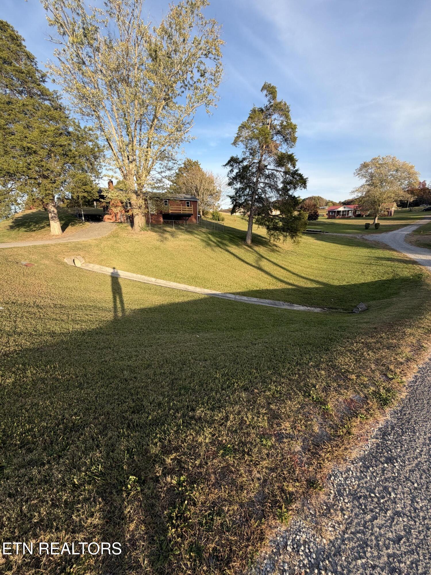 770 Forge Ridge Rd, Harrogate, TN 37752