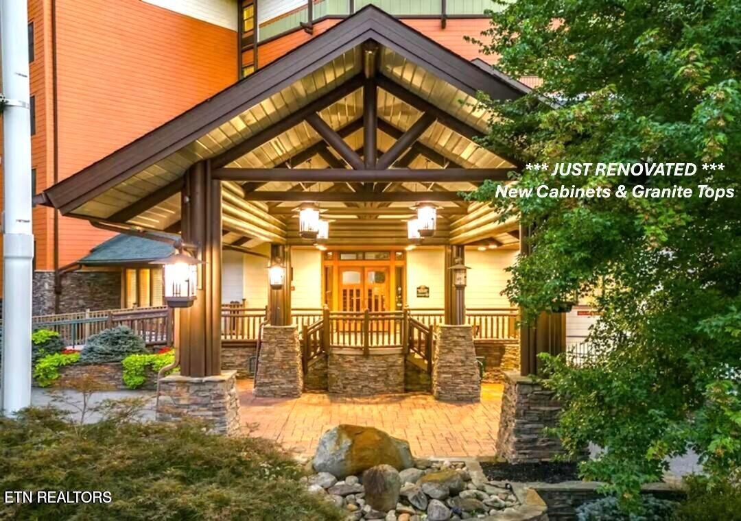 215 Woliss Lane Unit 313 — photo
