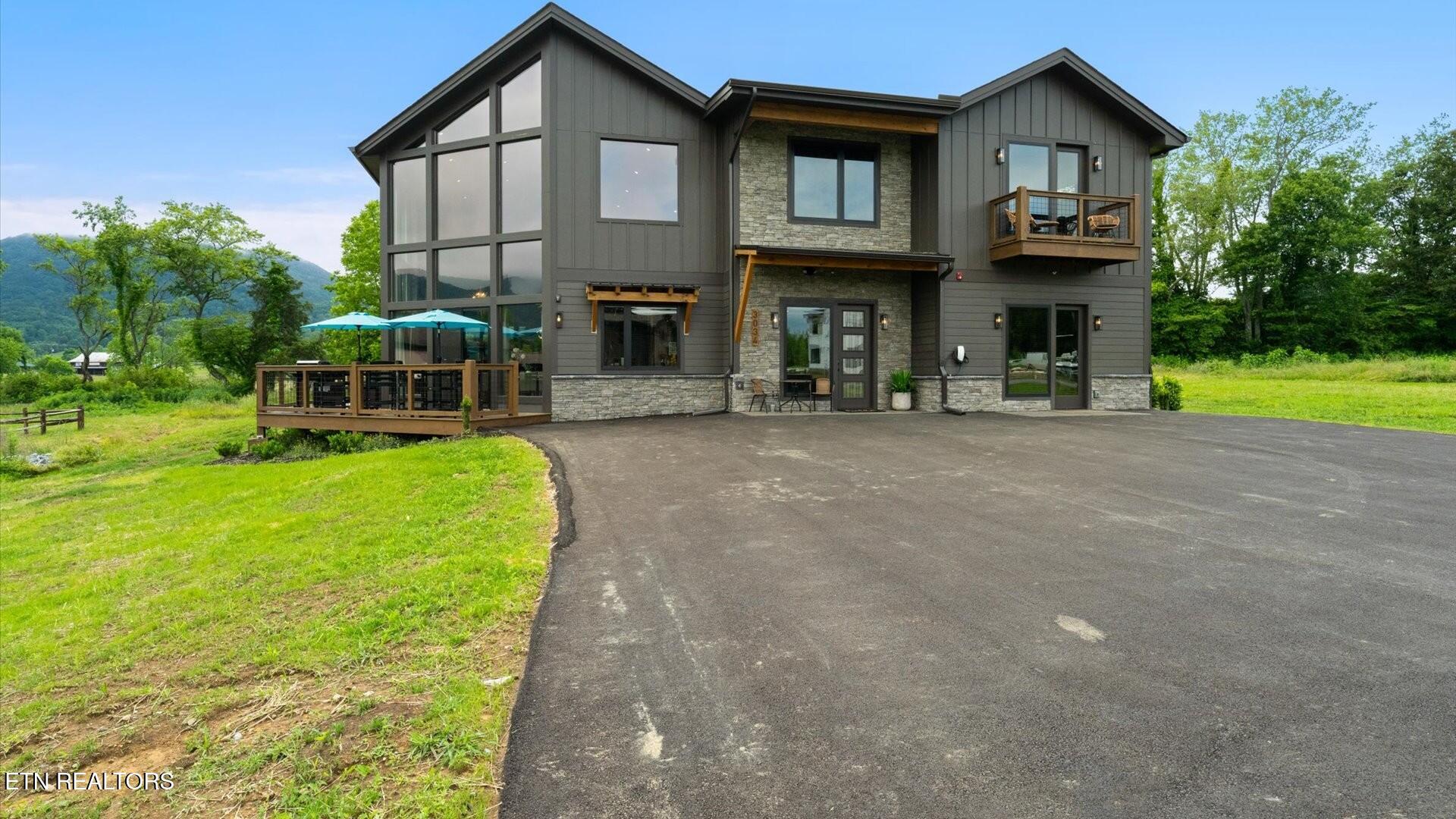 3034 Wonder Meadows Lane — photo