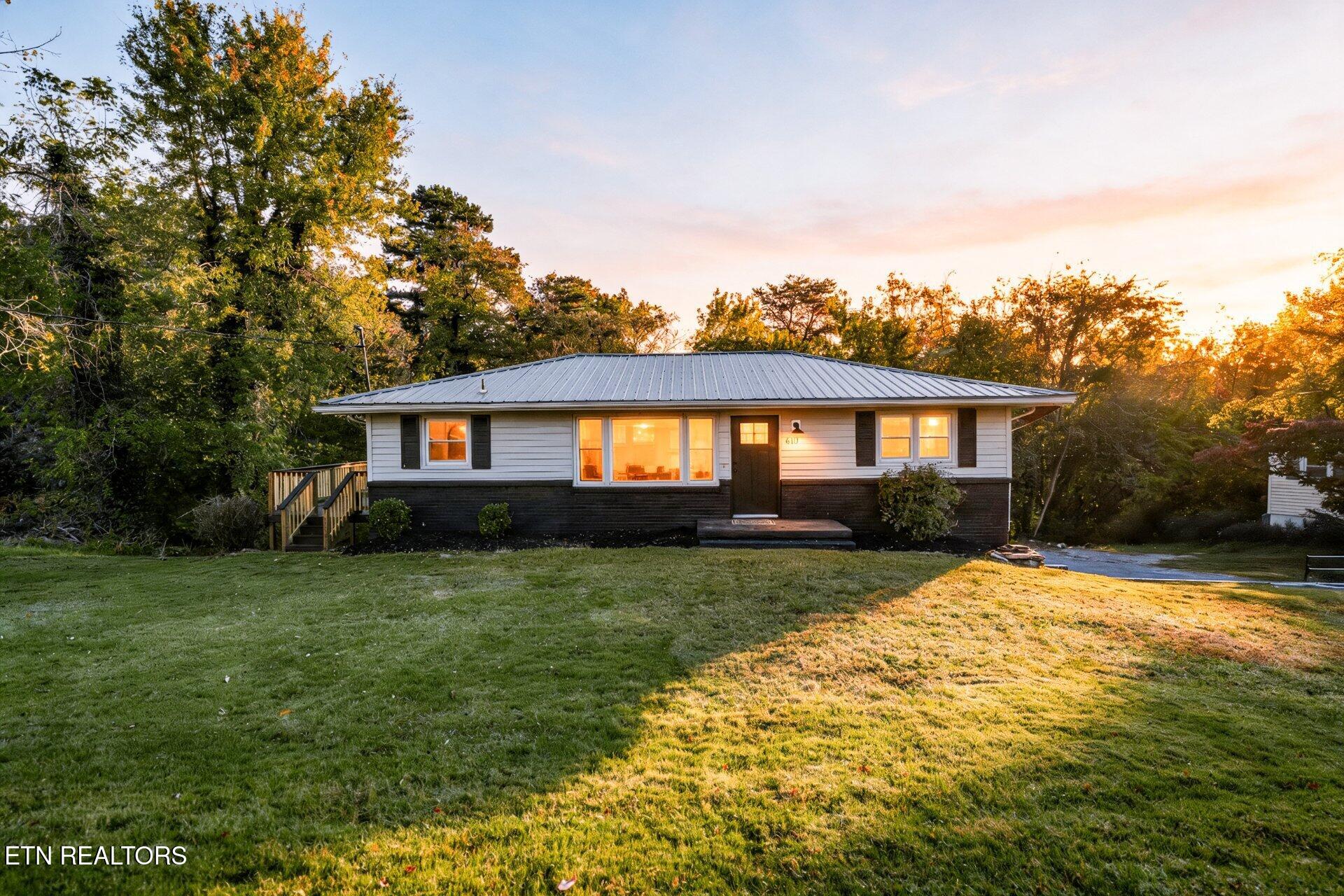 610 Scenic Drive — photo