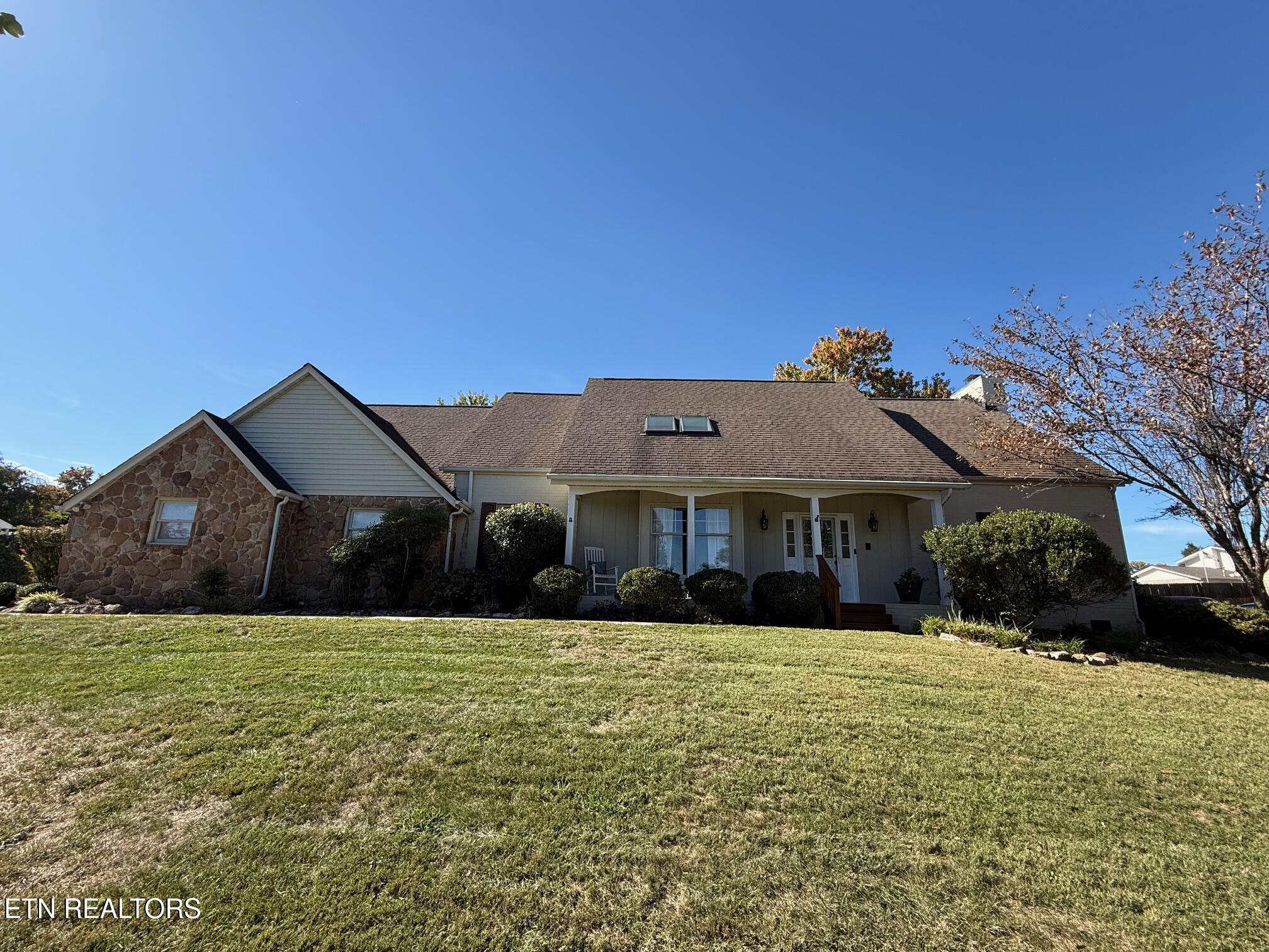 1132 Laurel Hill Rd — photo