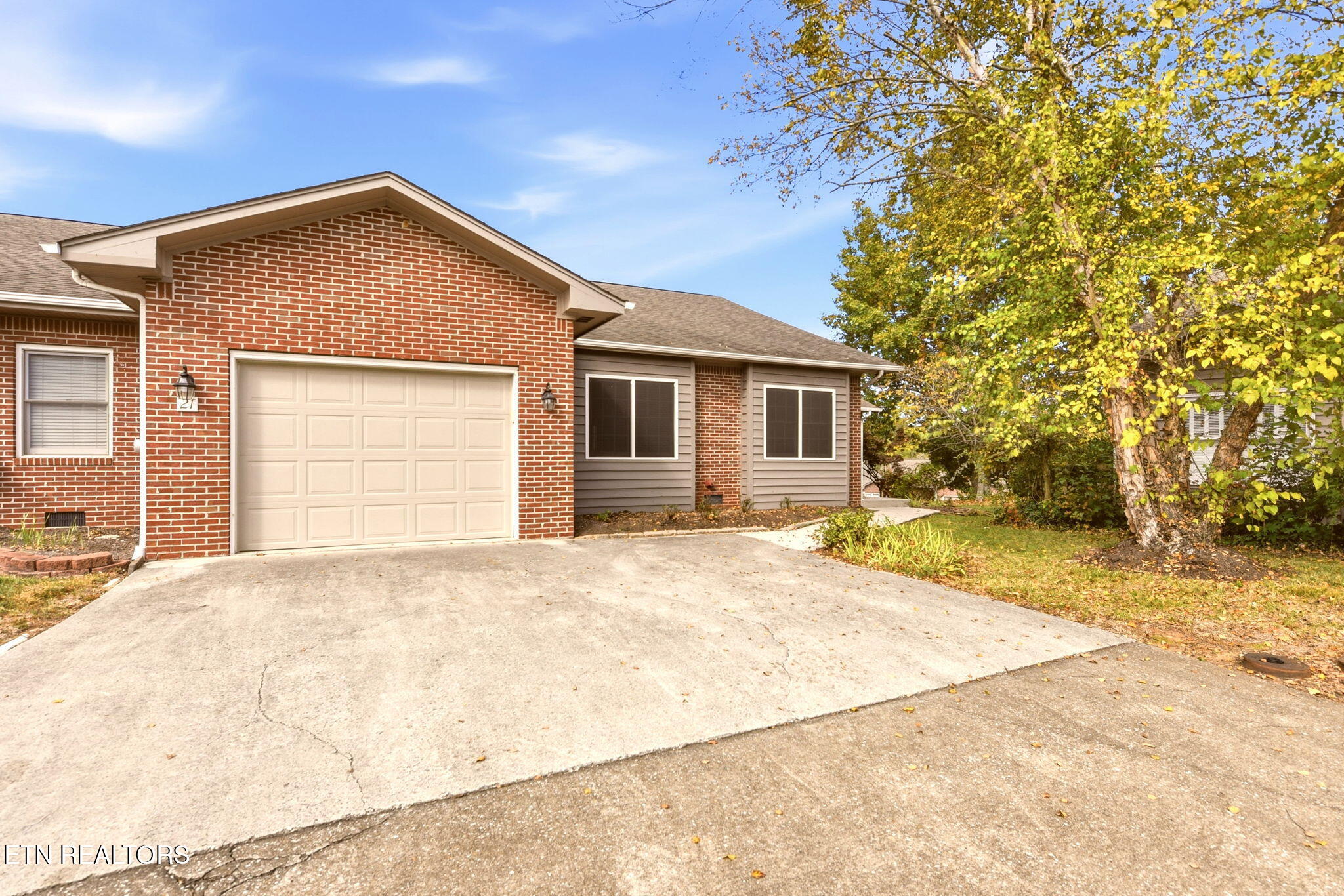 21 Rivers Court, Oak Ridge, TN 37830