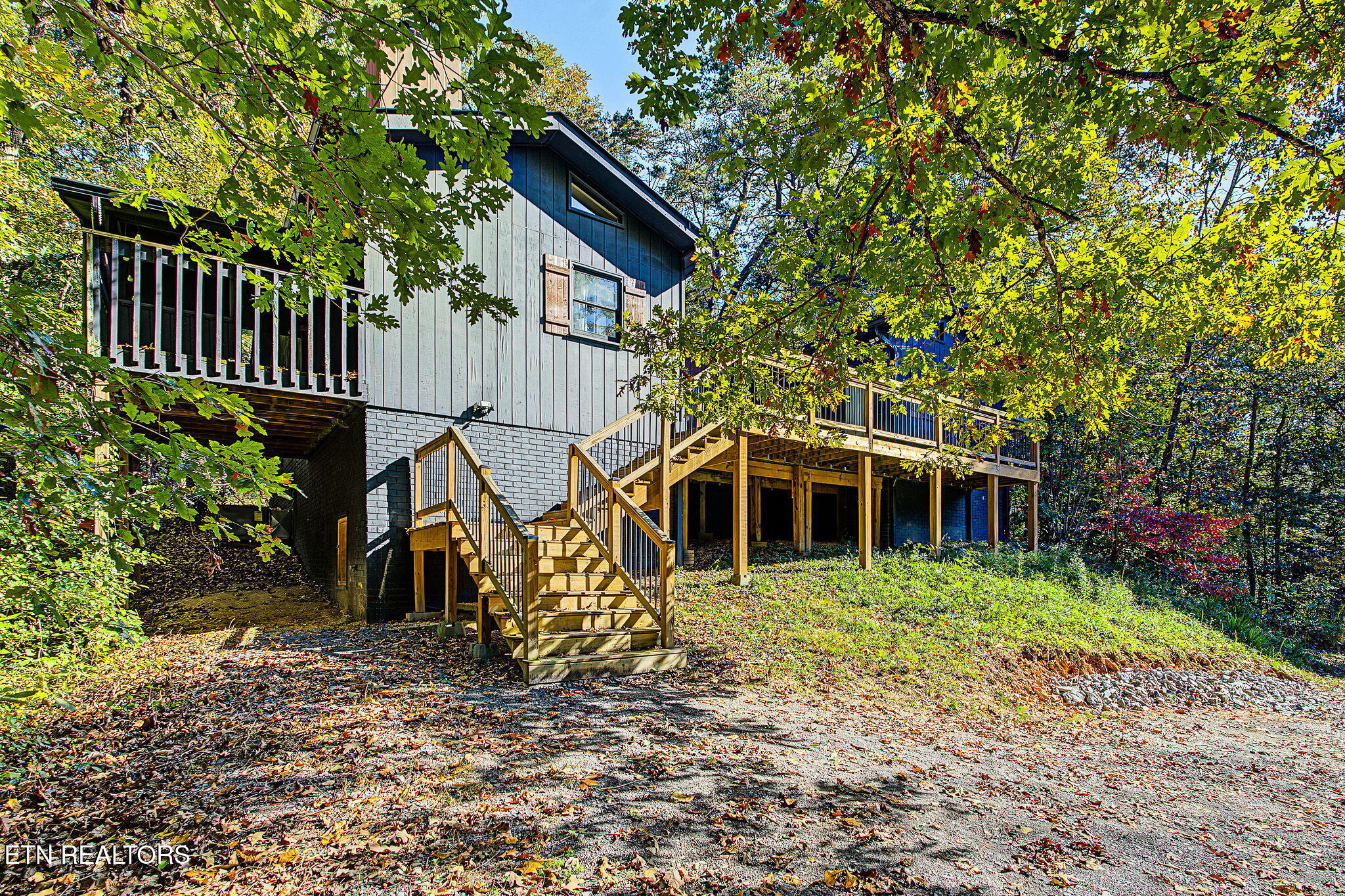 1610 Walker Tr — photo