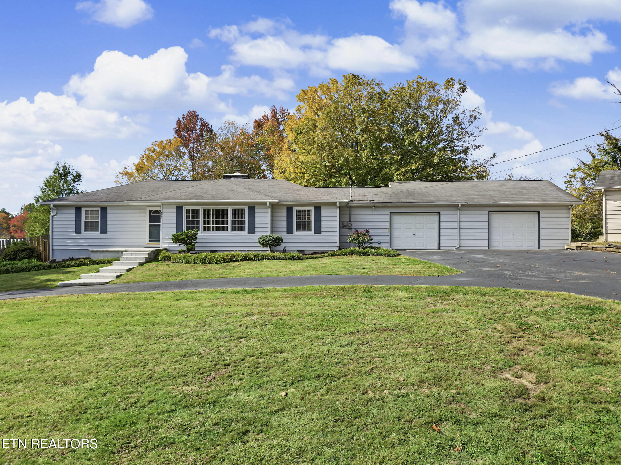 8207 Burchfield Drive — photo