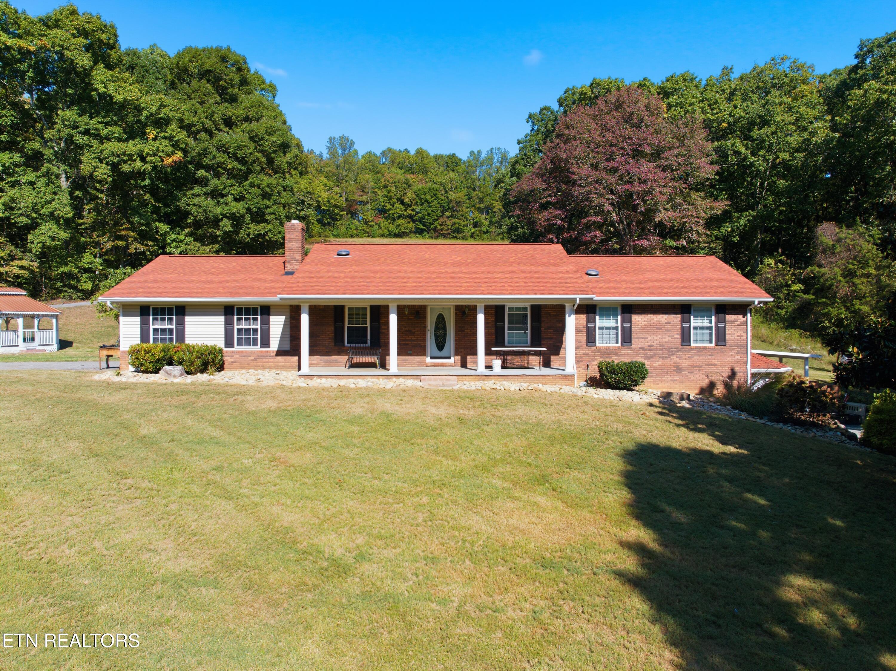 331 Hubbs Grove Rd — photo