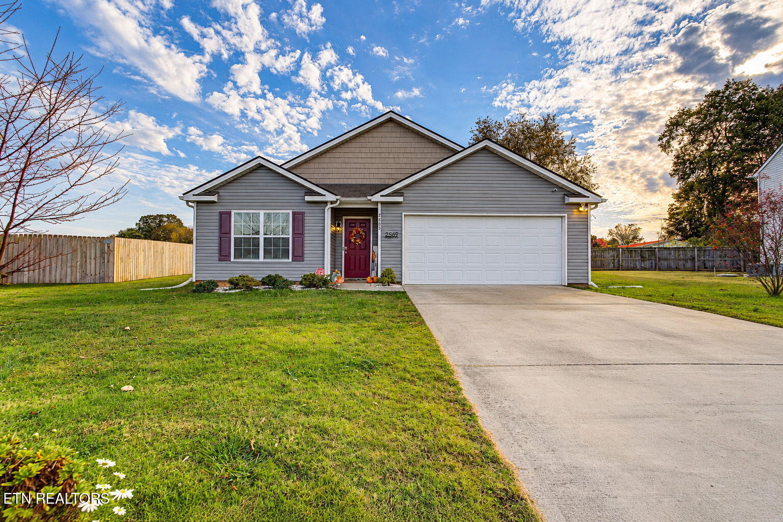 2569 Cottonwood Drive — photo