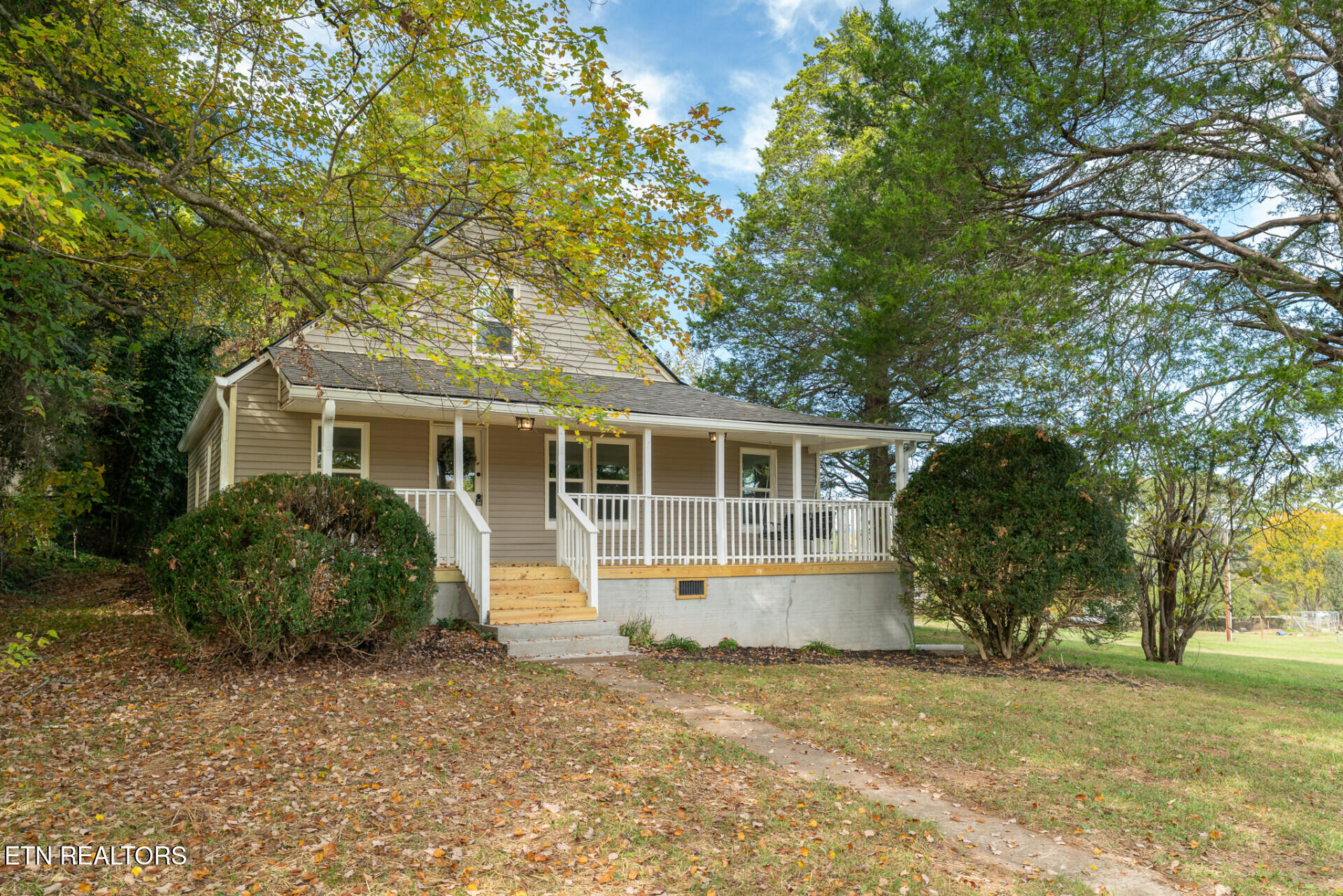 130 Stinnett Rd — photo