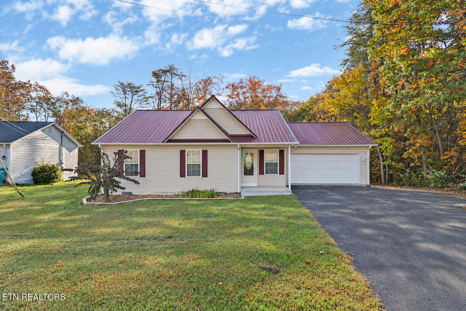 123 Chelsea Drive — photo