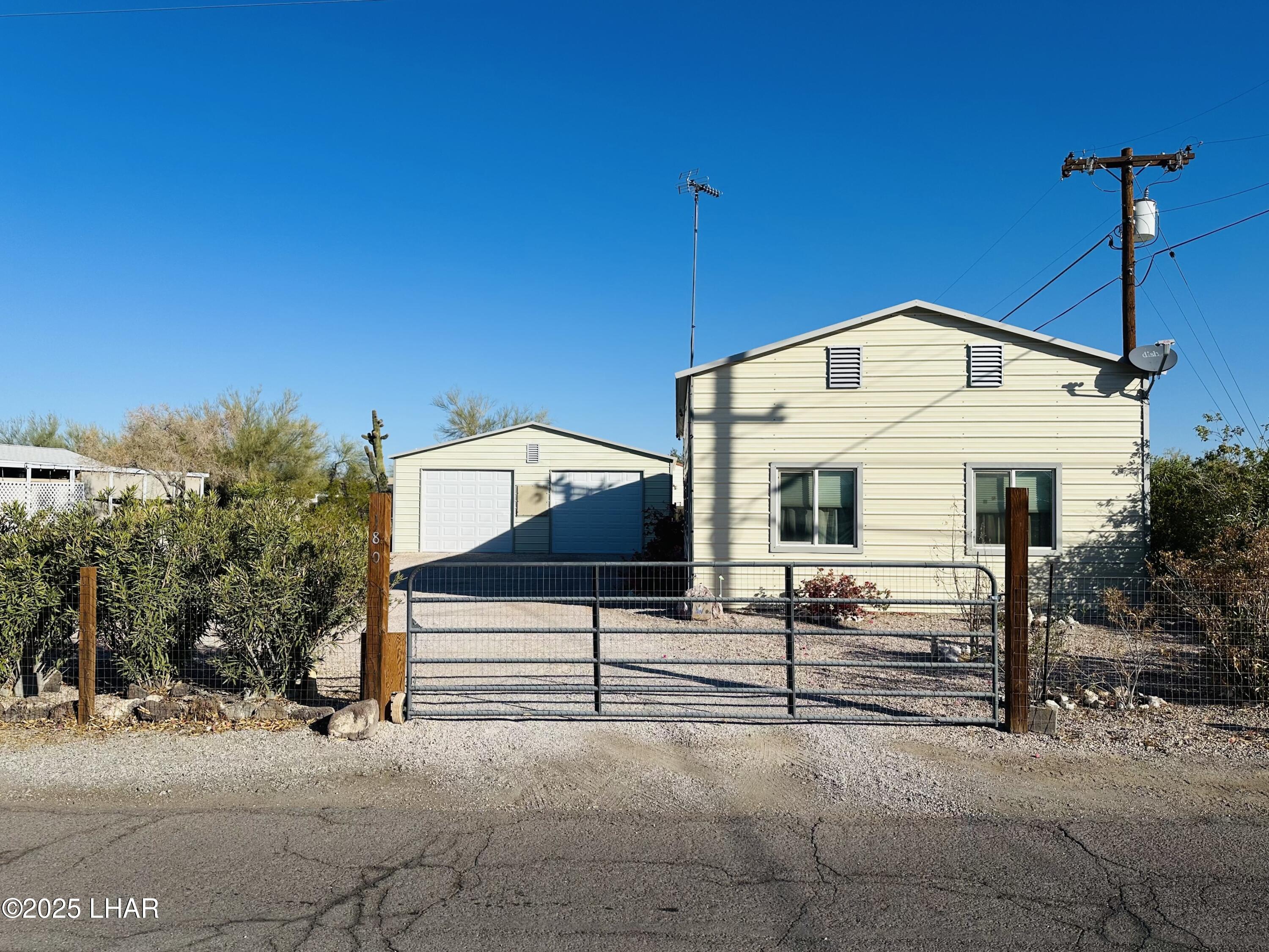 180 Sunrise St — photo