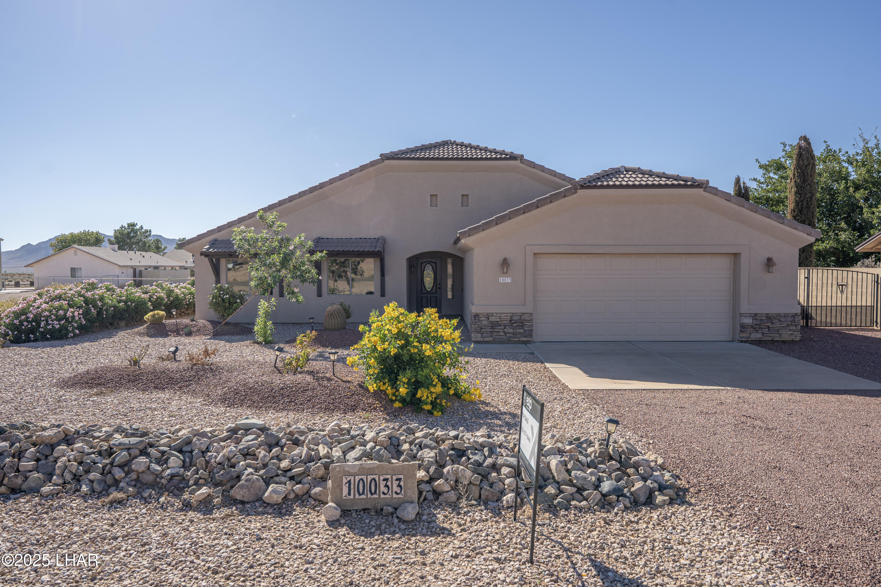 10033 N Concho Dr — photo