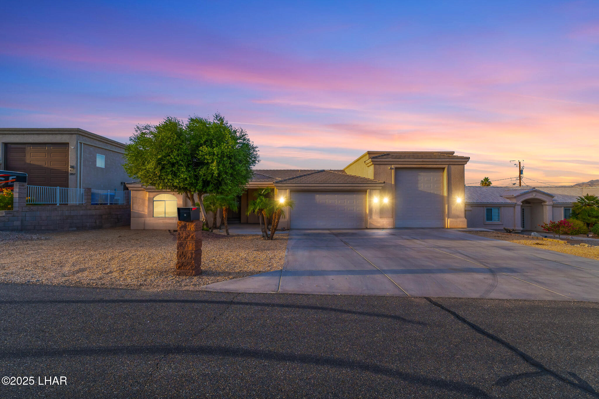 2867 Jasper Dr — photo