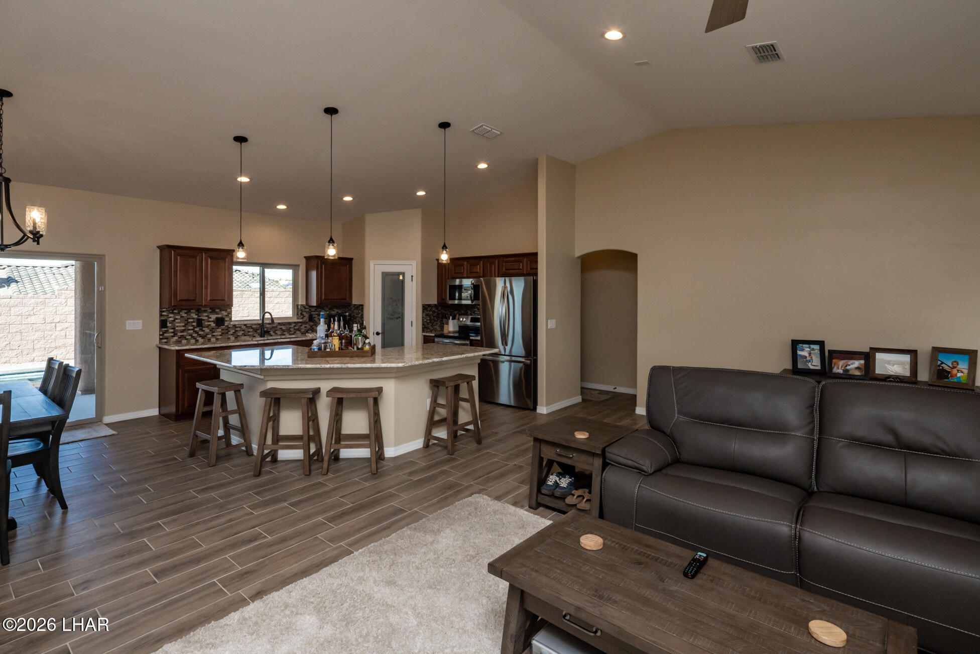 3621 Cactus Ridge Dr — photo
