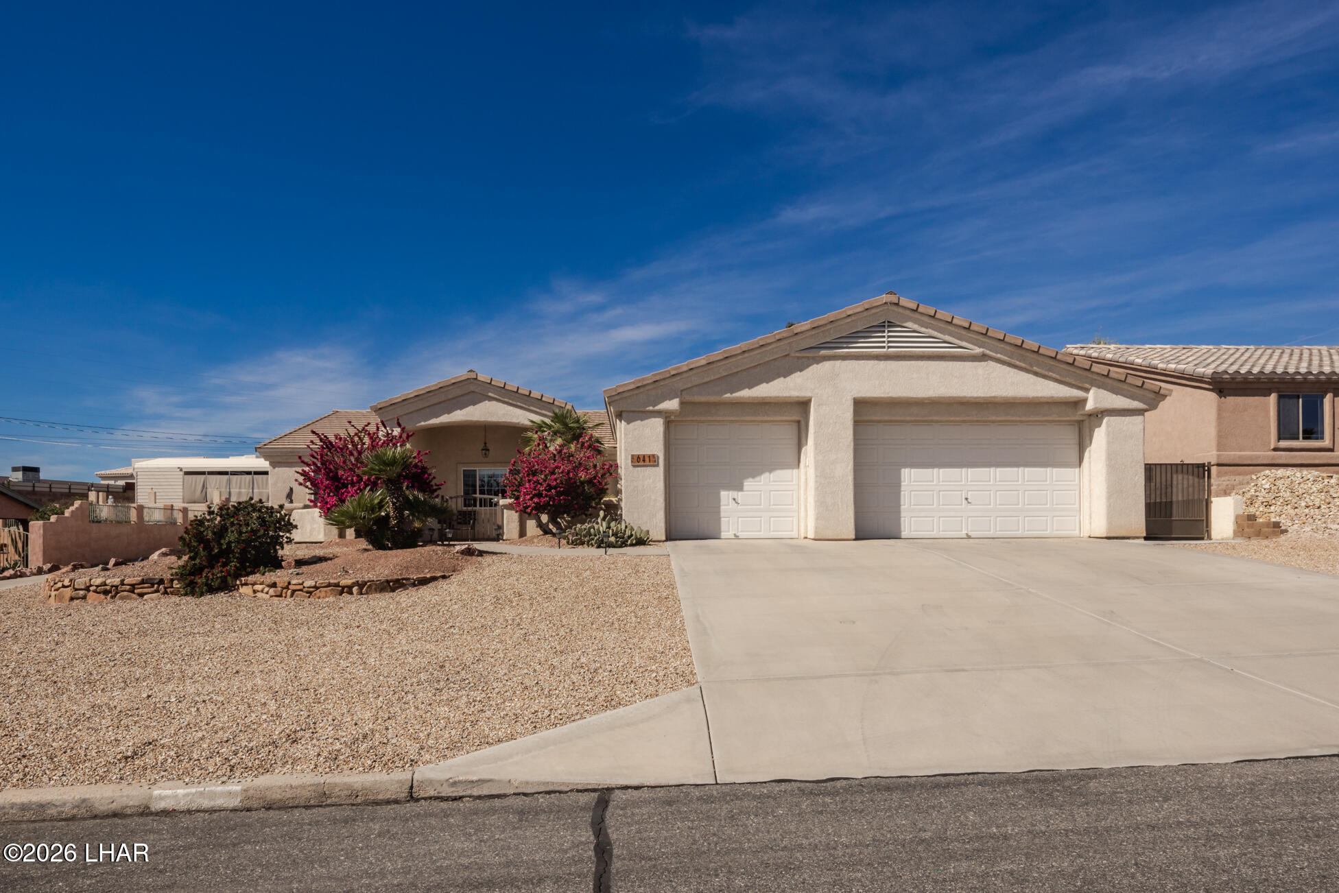 641 Rolling Hills Dr — photo
