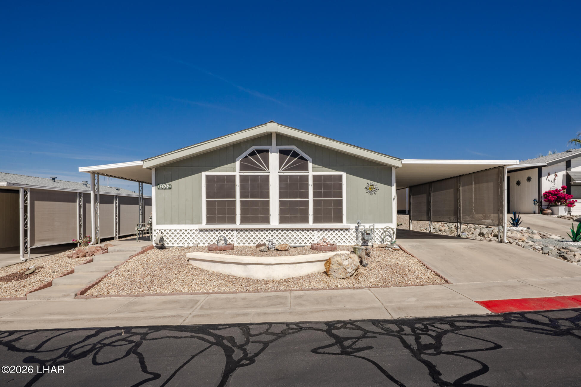 1475 King Dr — photo