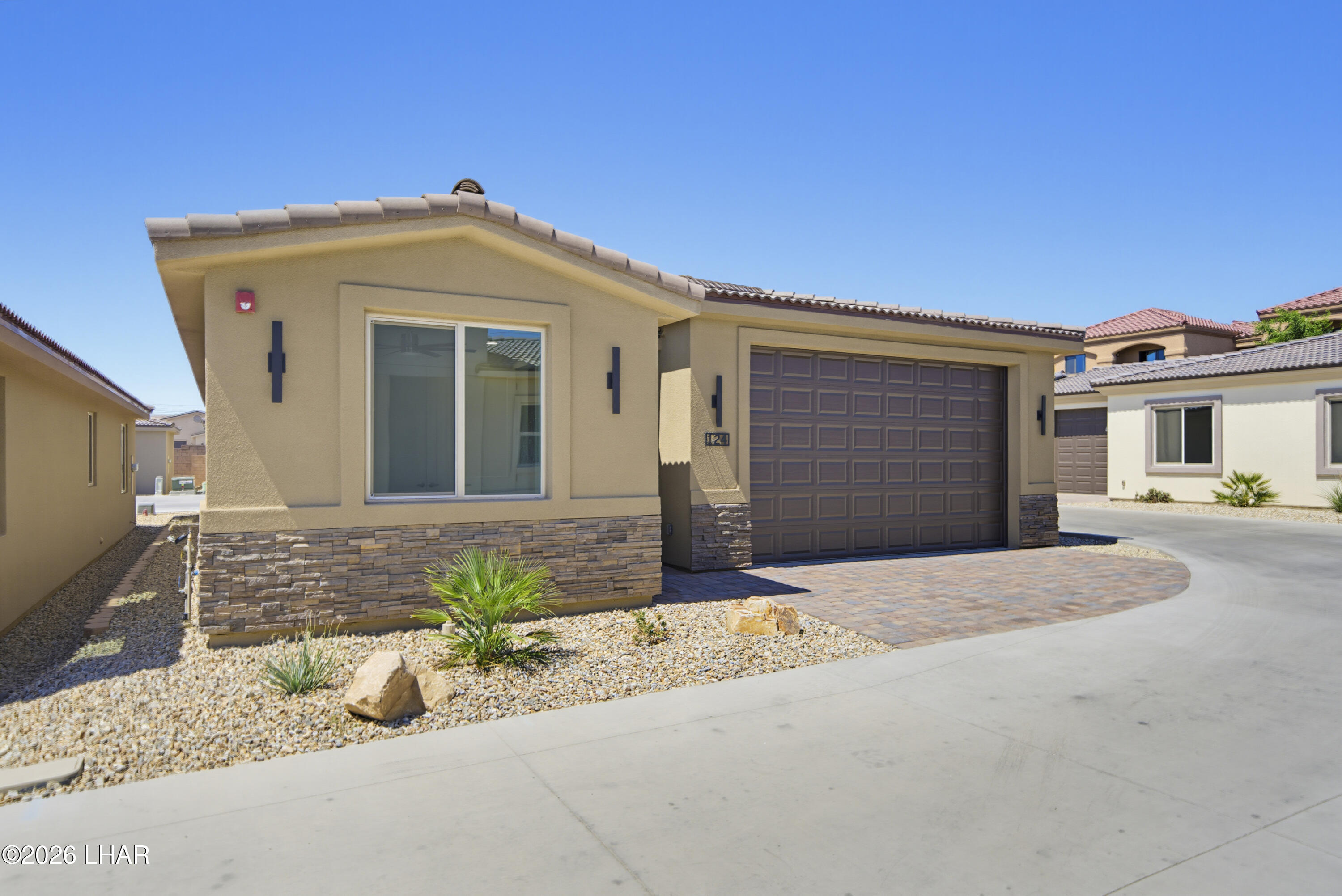 3080 Arapaho Dr 124 — photo