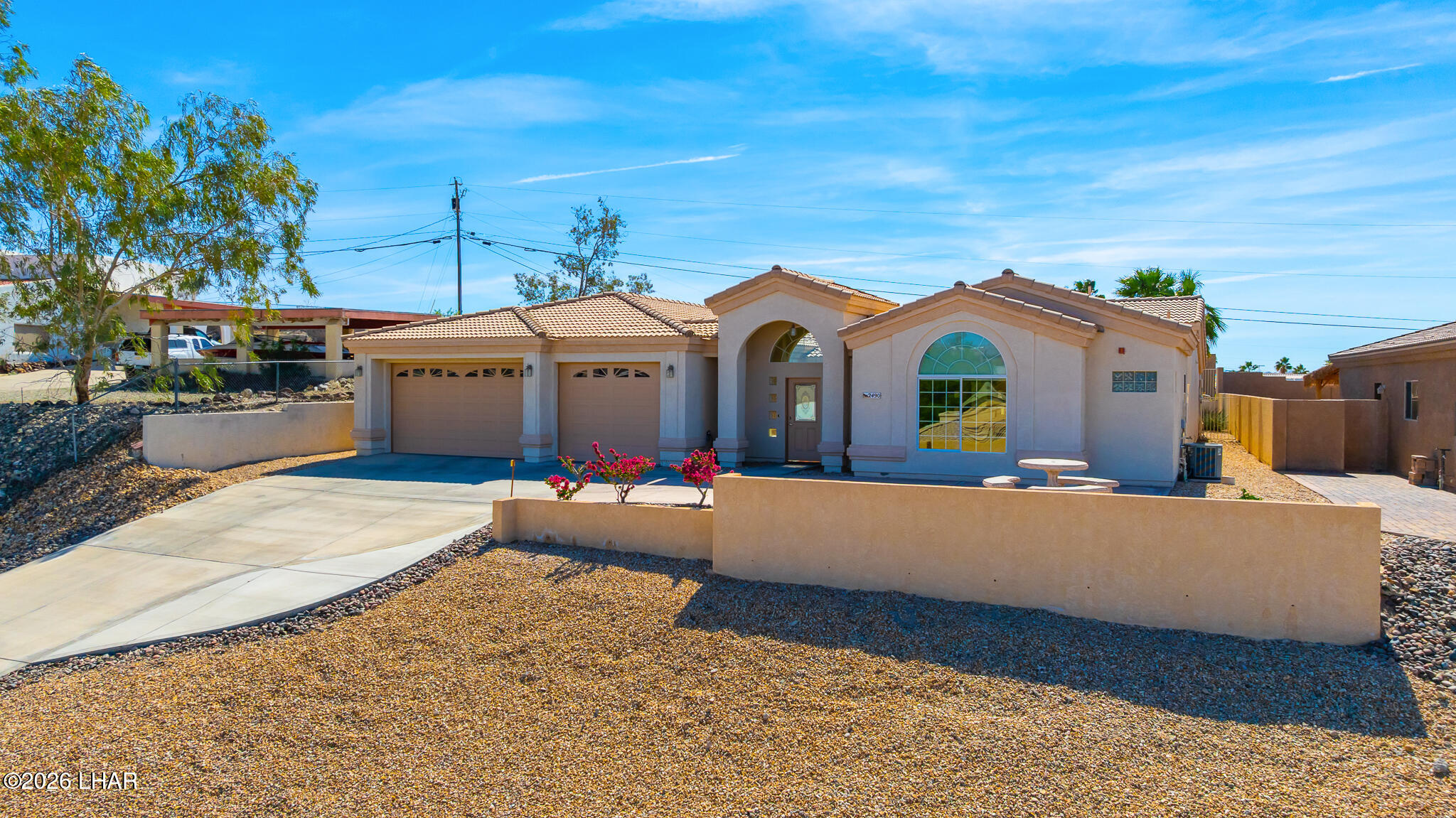 2490 Clarke Dr — photo