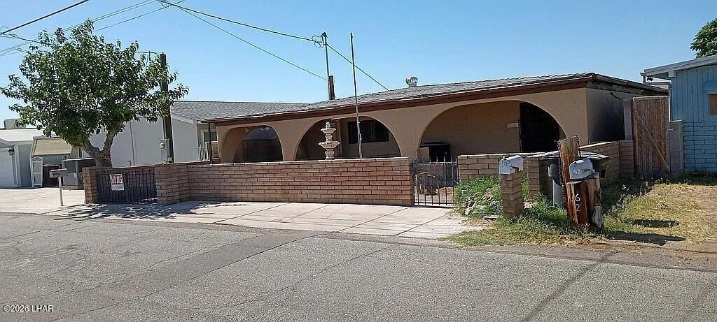 360 E Riverfront Dr — photo