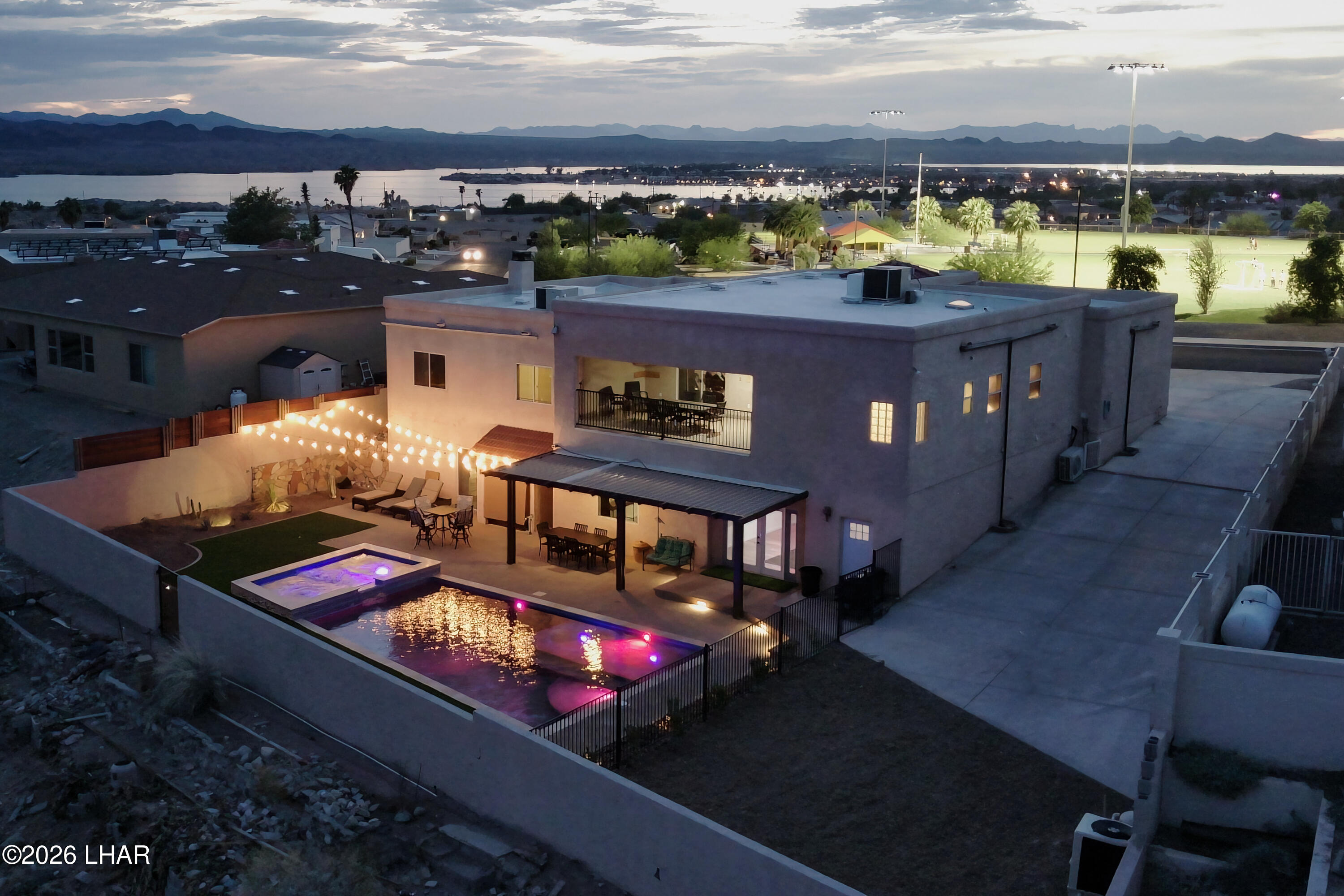 280 Cypress Dr — photo