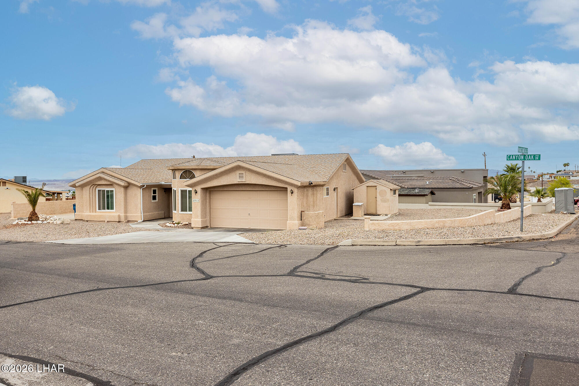 2913 Canyon Oak Dr — photo