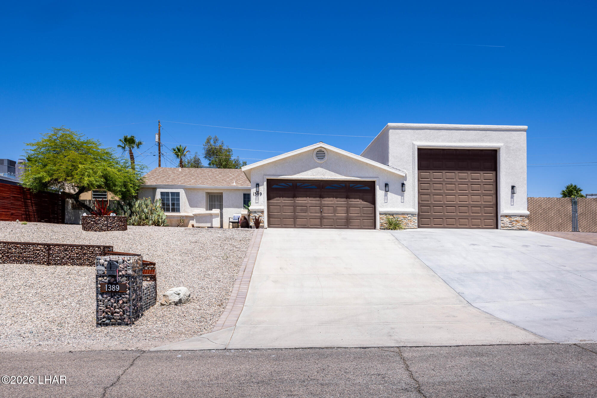 1389 Arroyo Dr — photo